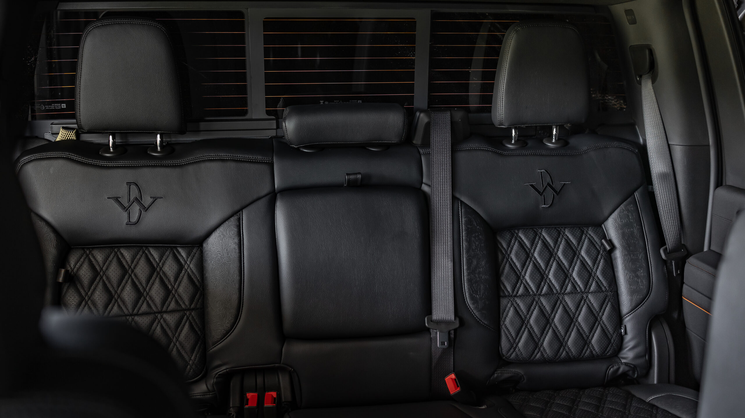 GMC 2500 Deadwood Black