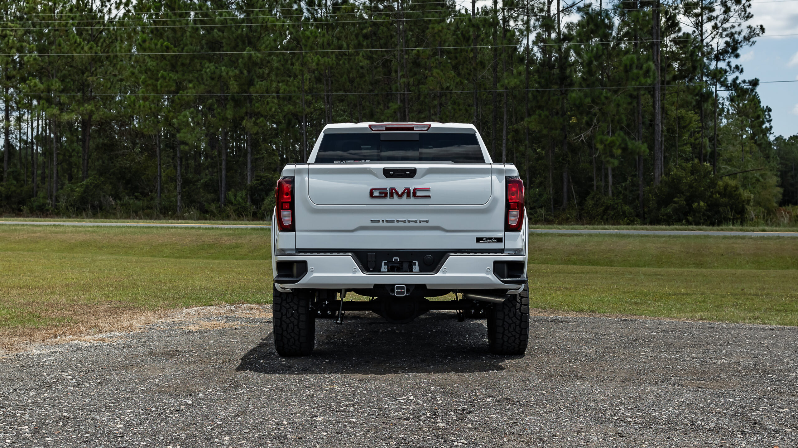 GMC 1500 Signature White