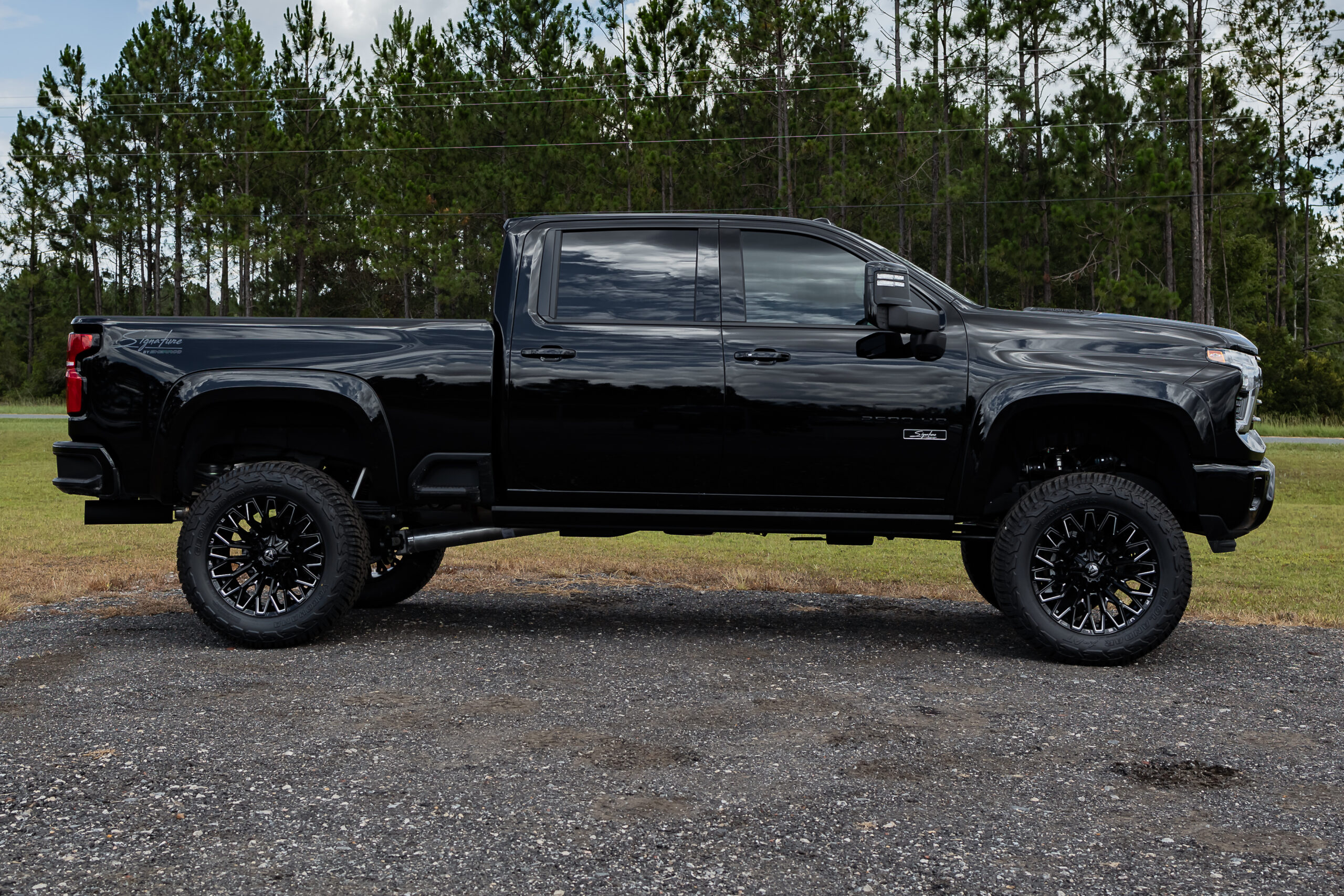 Chevy 2500 Signature Black