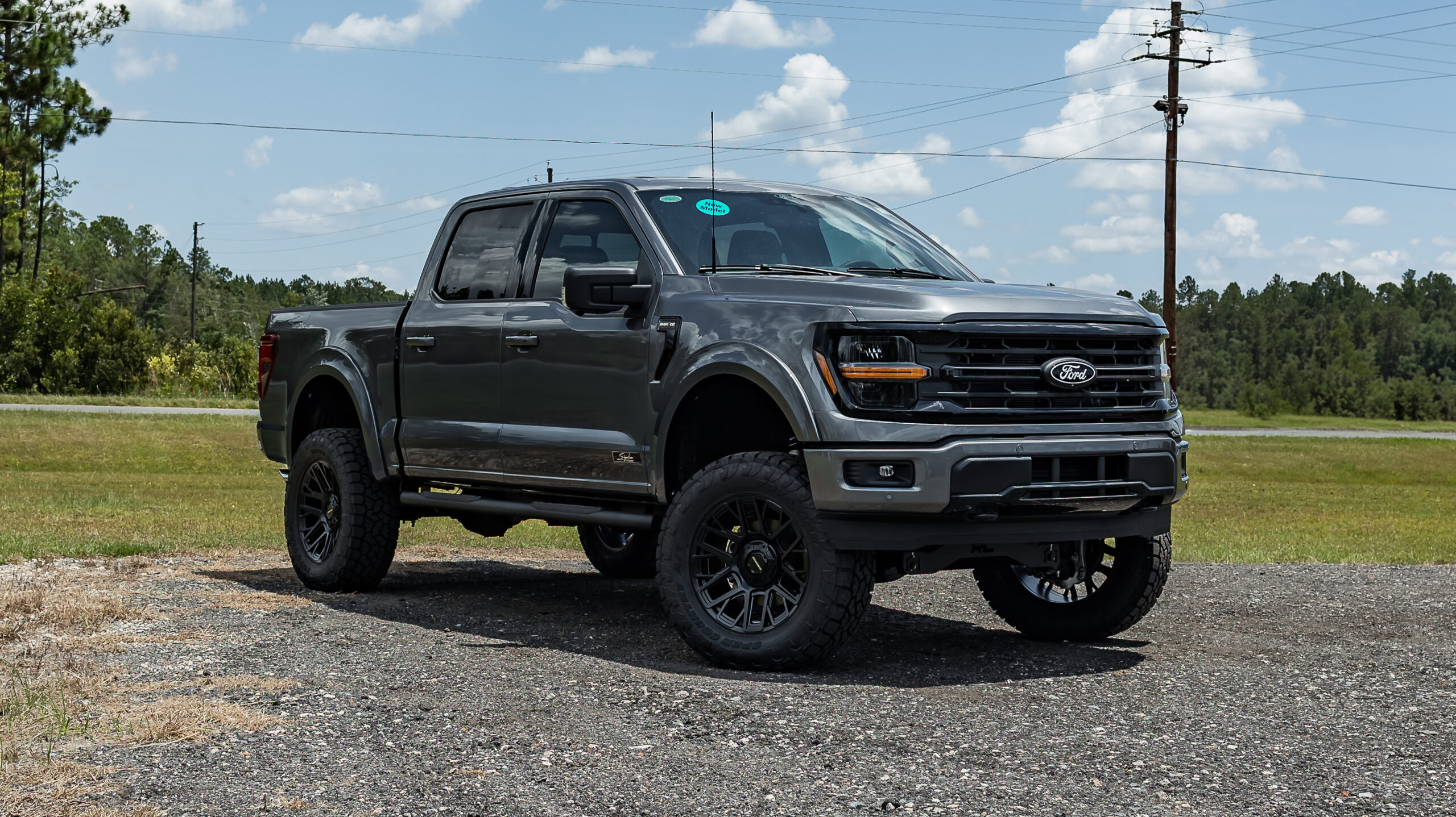 Ford F-150 Signature Gray
