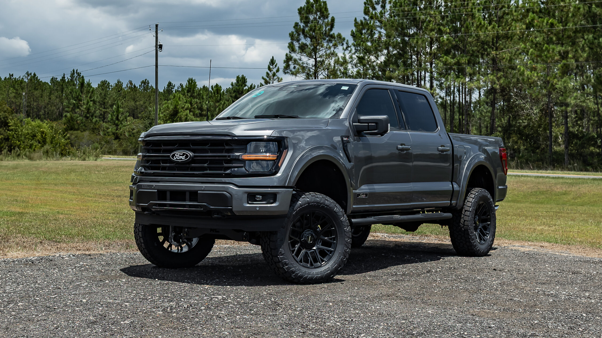 Ford F-150 Signature Gray