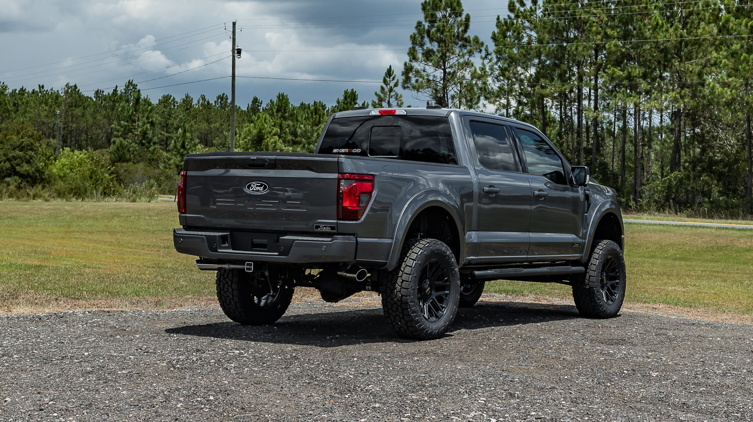 Ford F-150 Signature Gray
