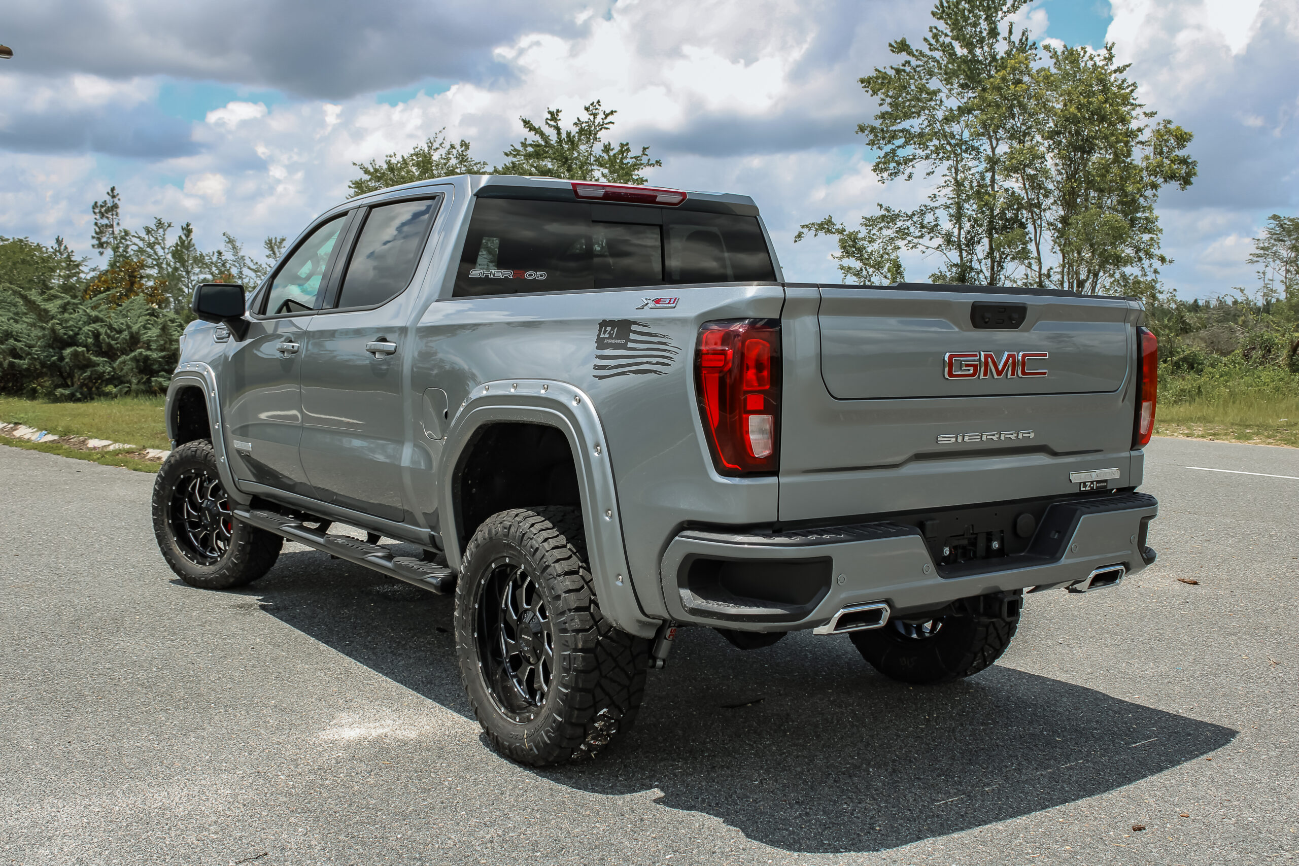 GMC 1500 LZ-1 Gray