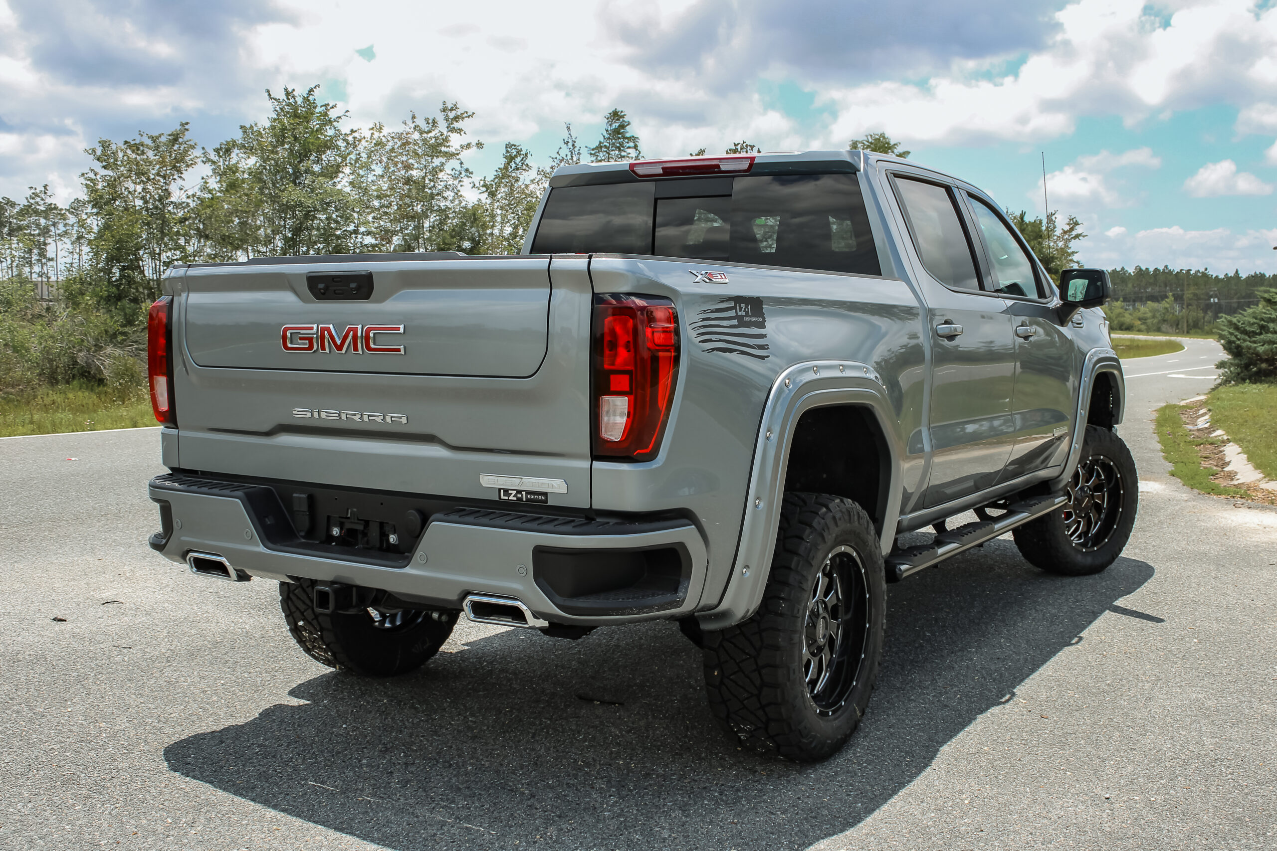 GMC 1500 LZ-1 Gray
