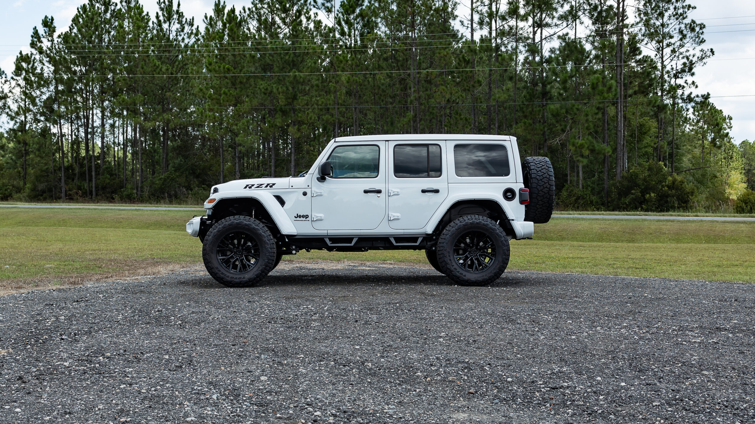 Jeep Wrangler RZR White