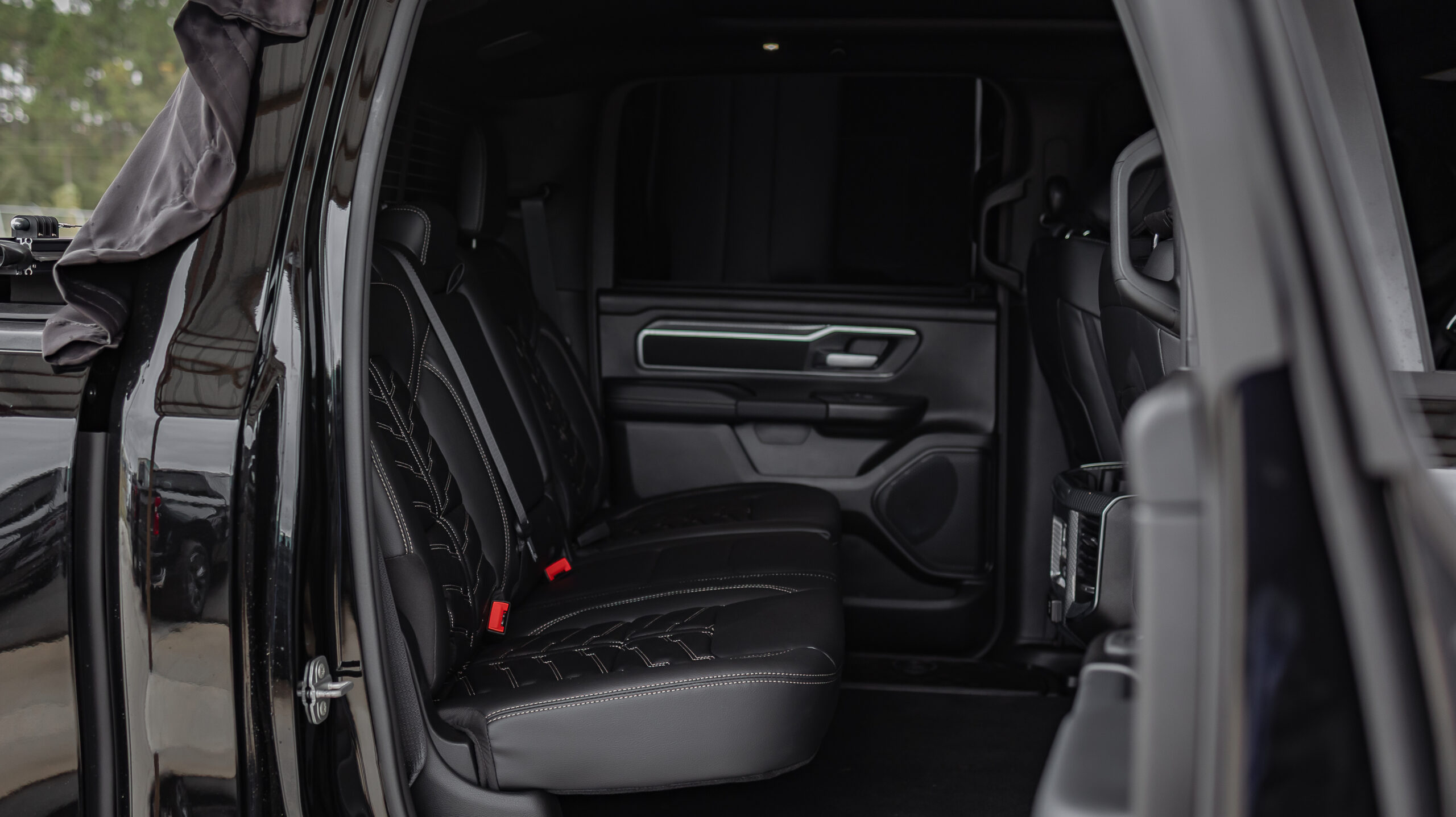 Ram 1500 Geneva - Black