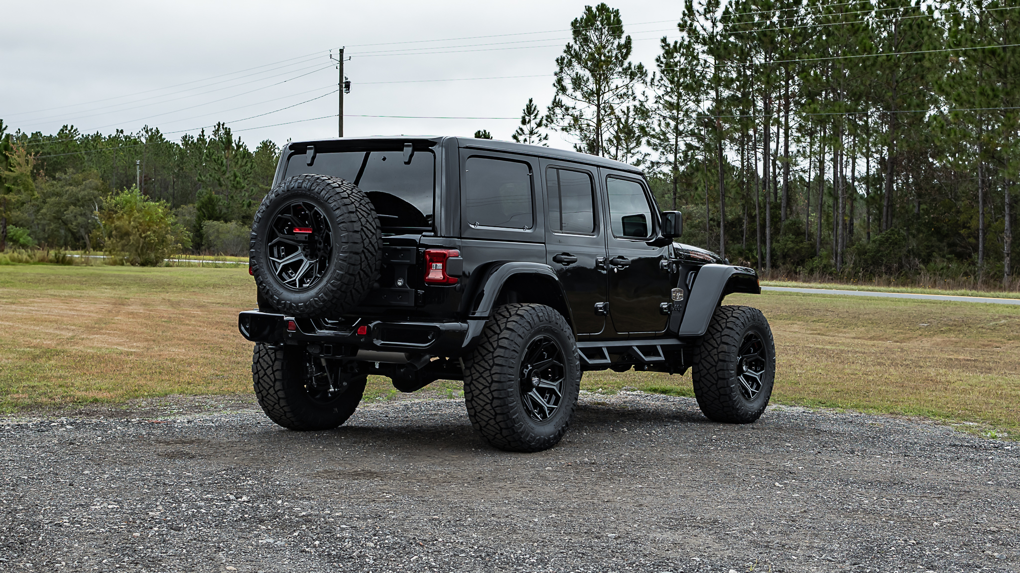 Jeep Wrangler Deadwood - Black