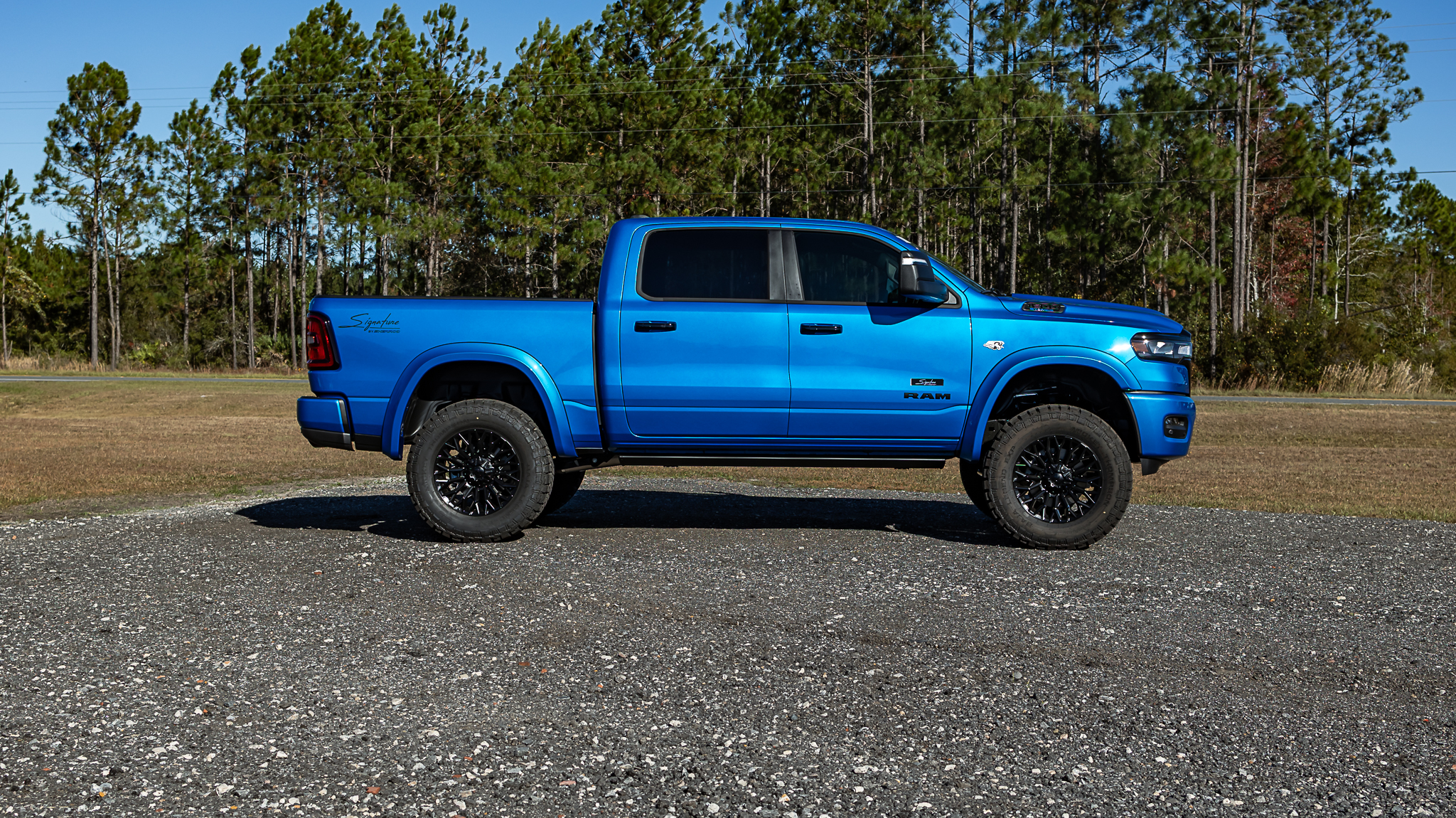 Ram 1500 Signature - Blue