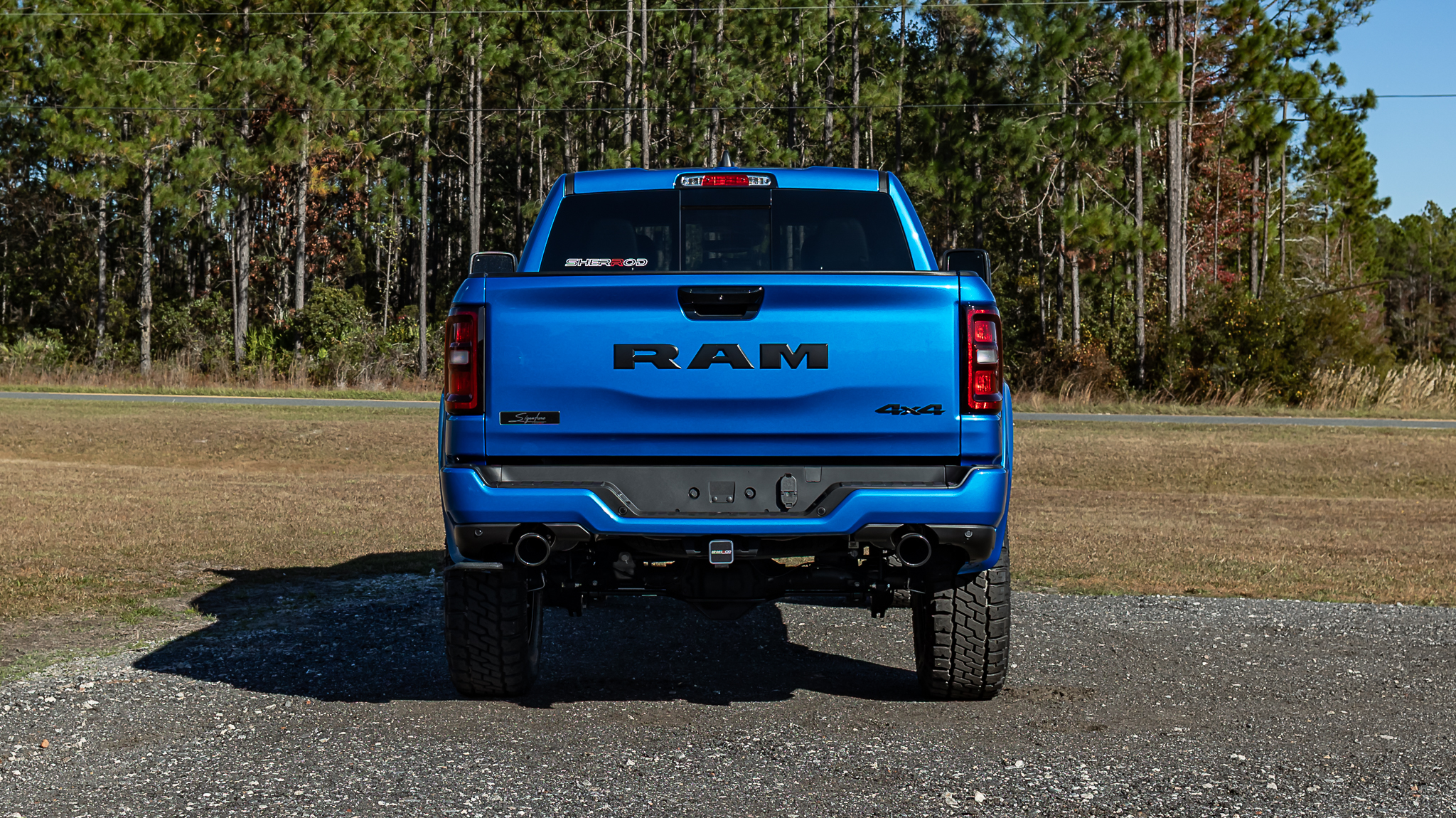 Ram 1500 Signature - Blue