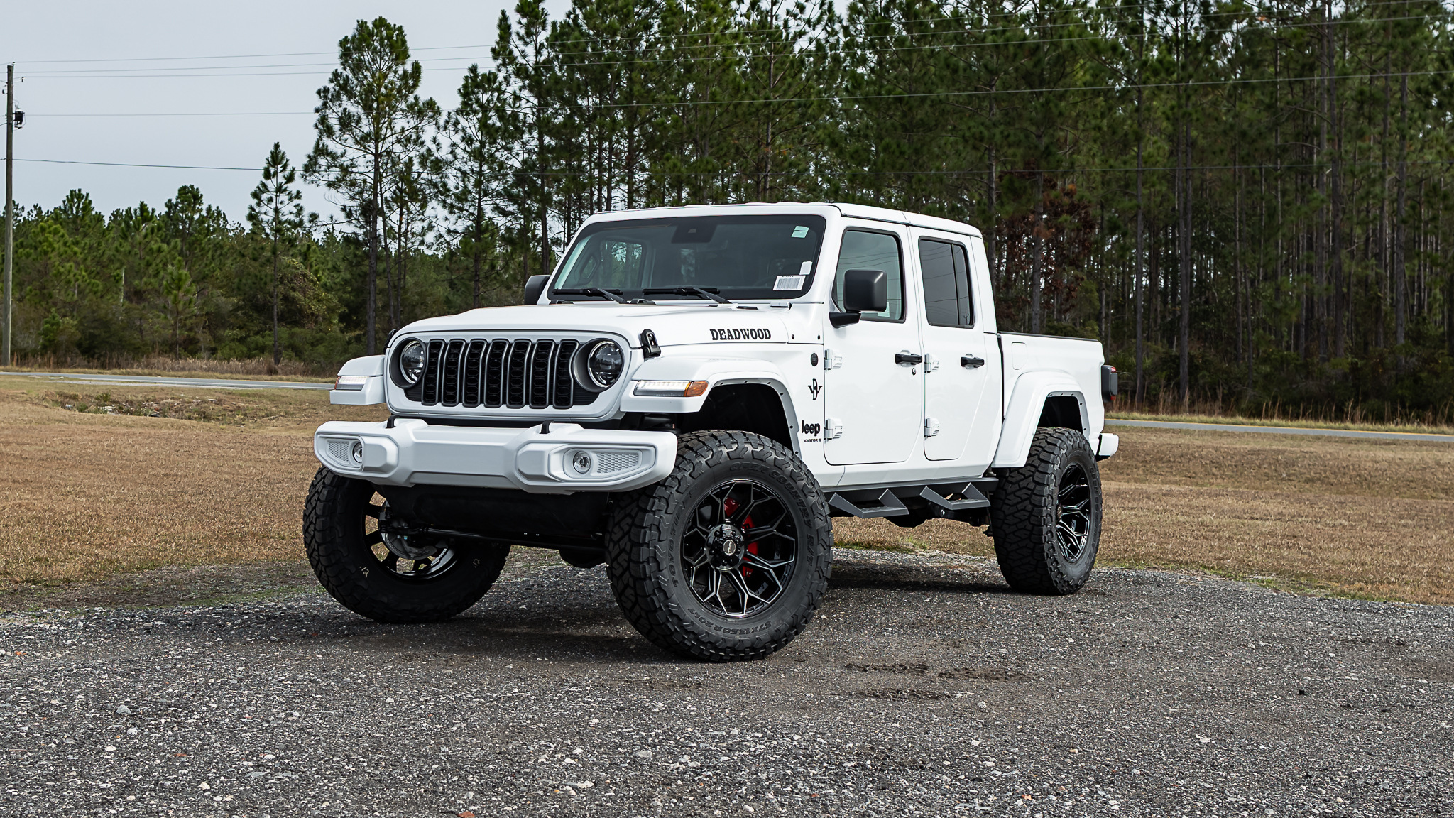 Jeep Gladiator Deadwood Smoke - White
