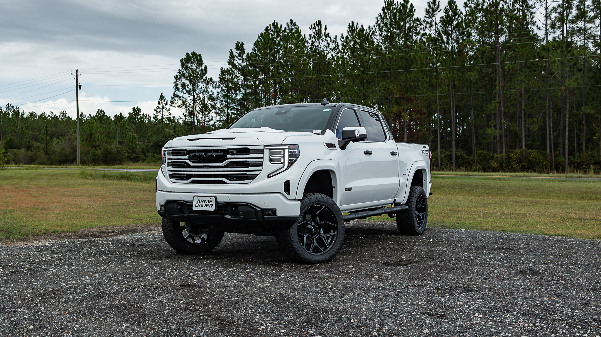 GMC 1500 Eclipse - White