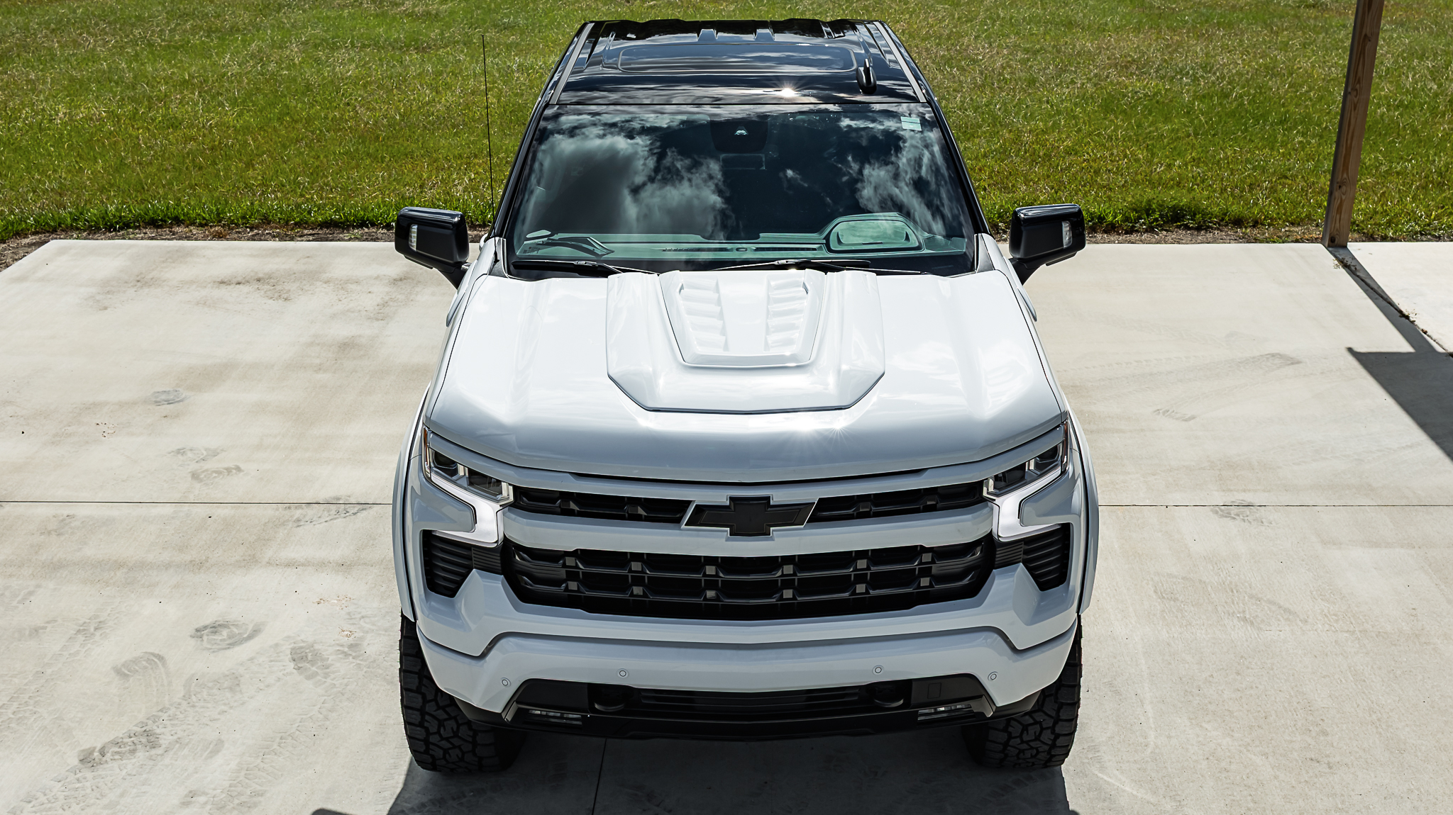 Chevy 1500 Eclipse White