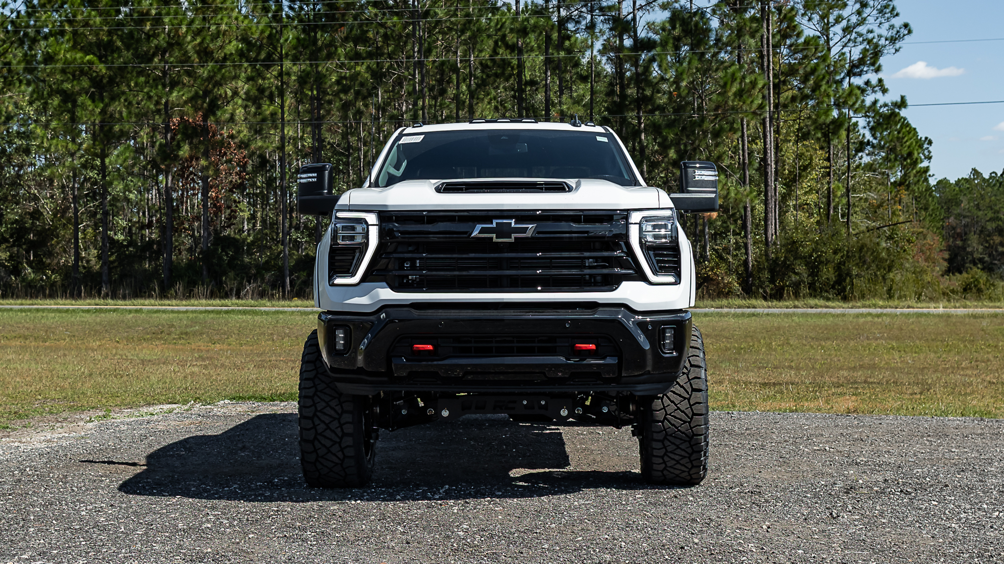 Chevy 2500 Deadwood White