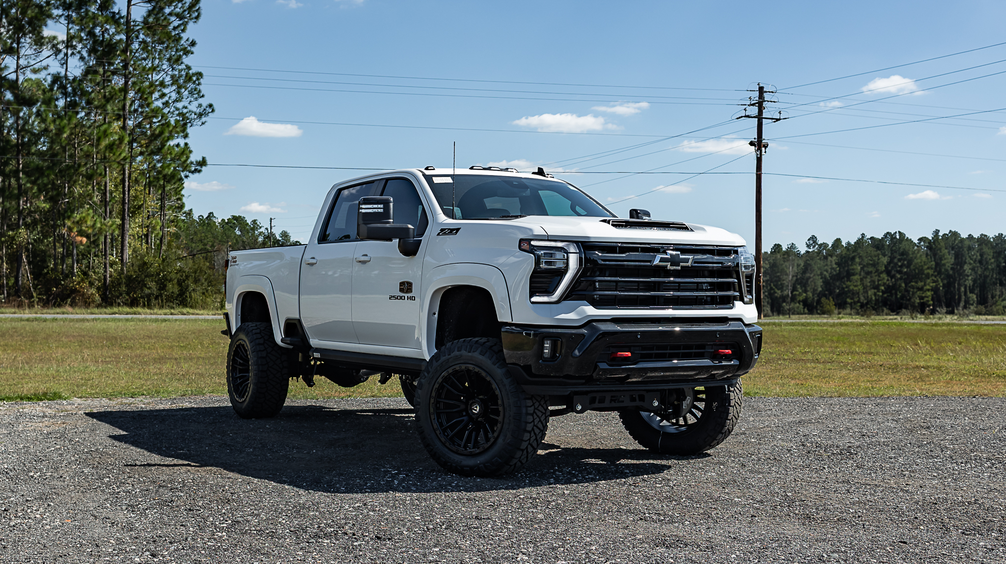 Chevy 2500 Deadwood White