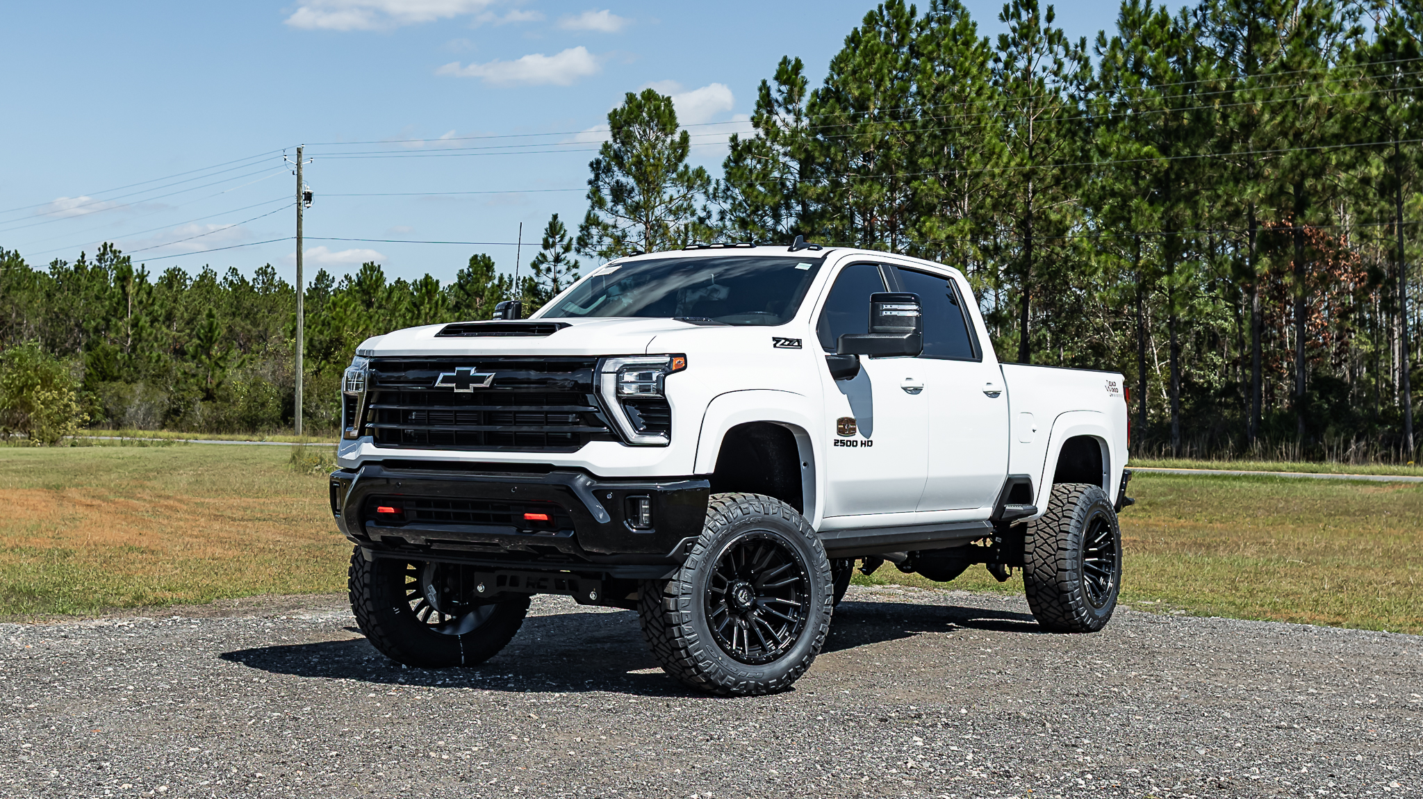 Chevy 2500 Deadwood White