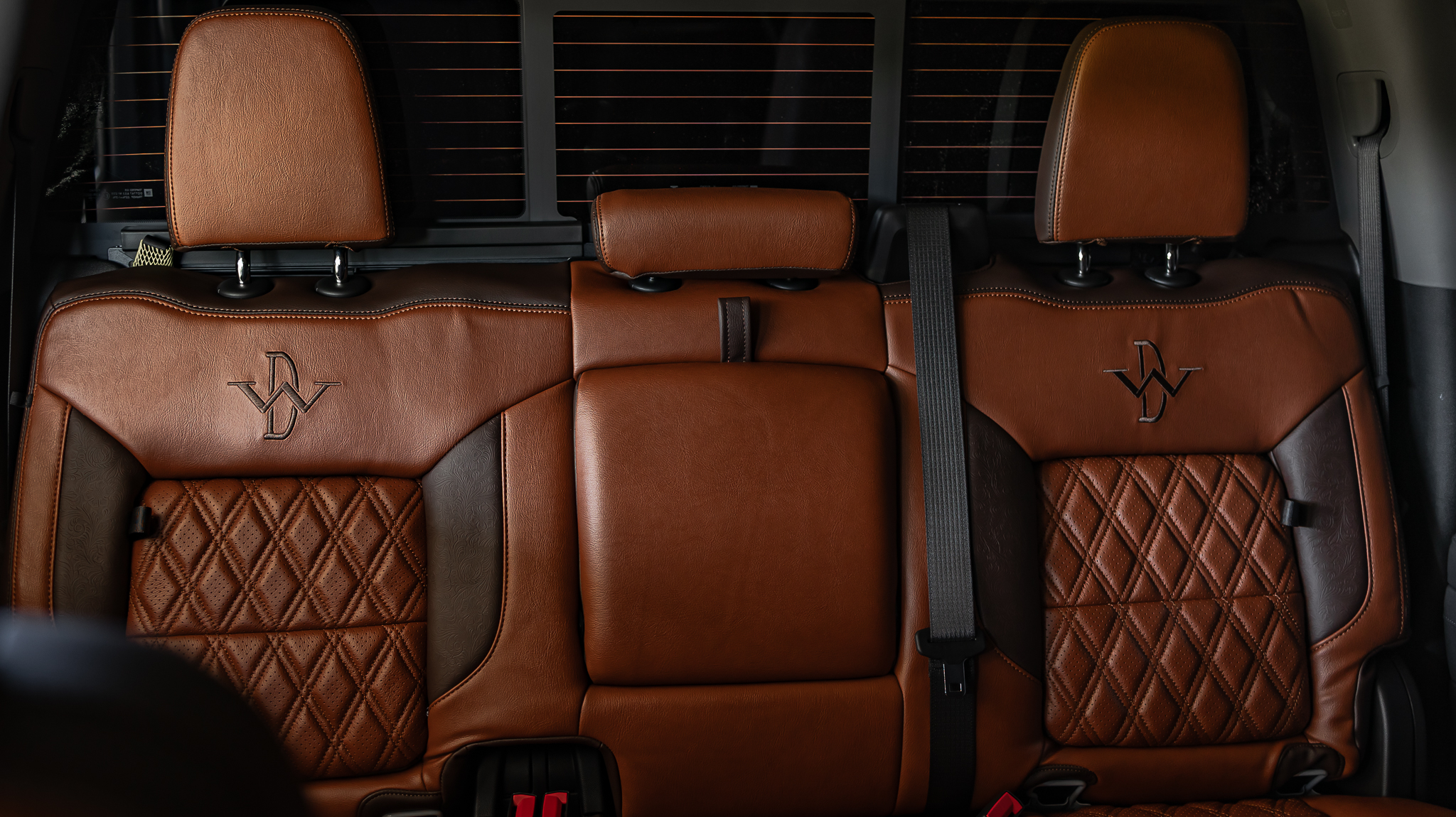 Chevy 2500 Deadwood White