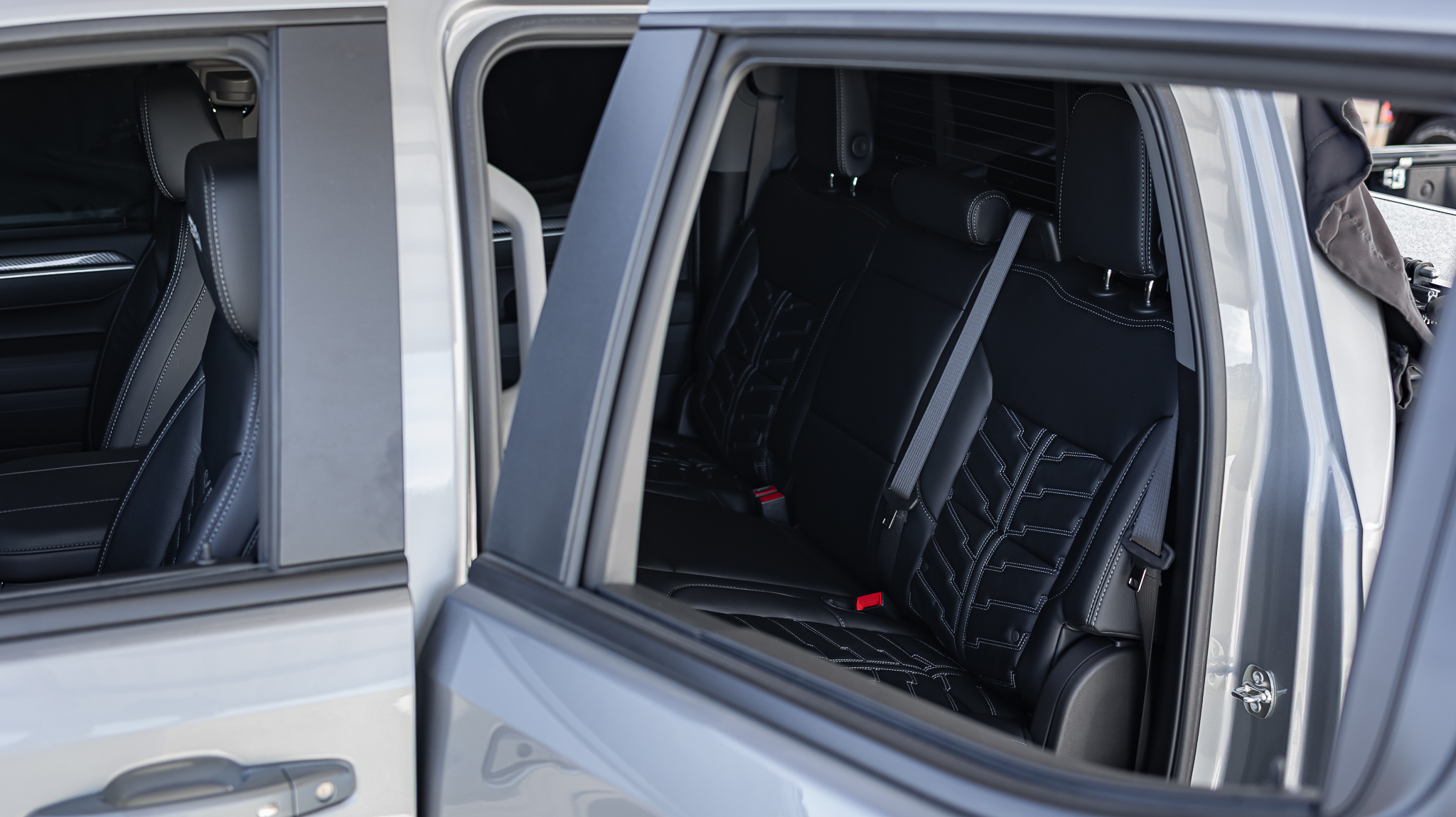 Chevy 1500 Geneva Silver