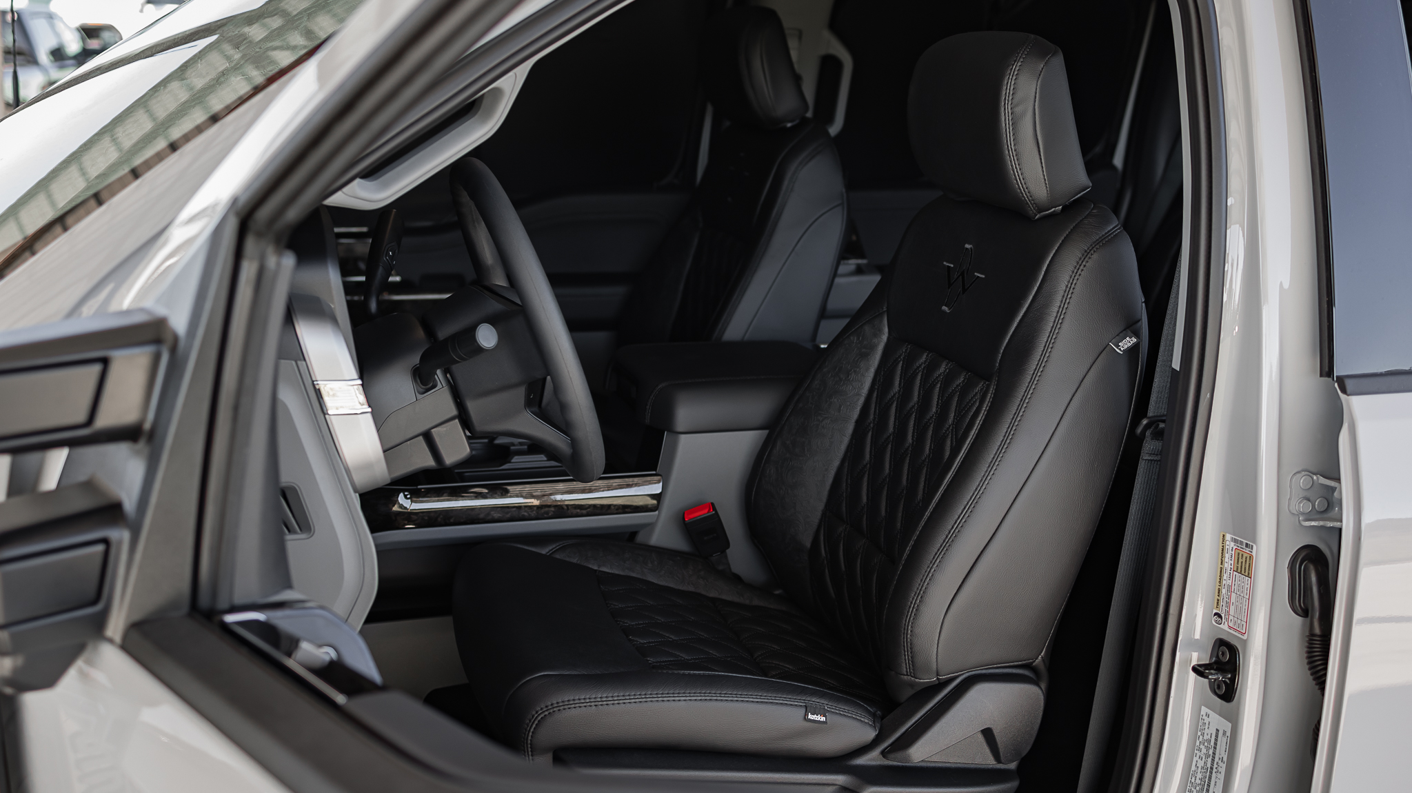 Ford F-250 Deadwood Avalanche