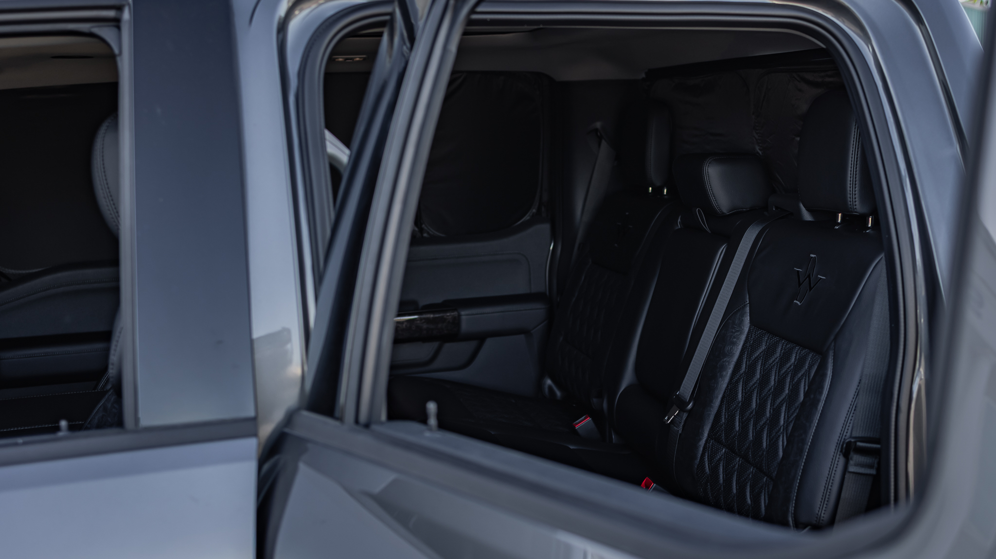 Ford F-250 Deadwood Carbonized Gray