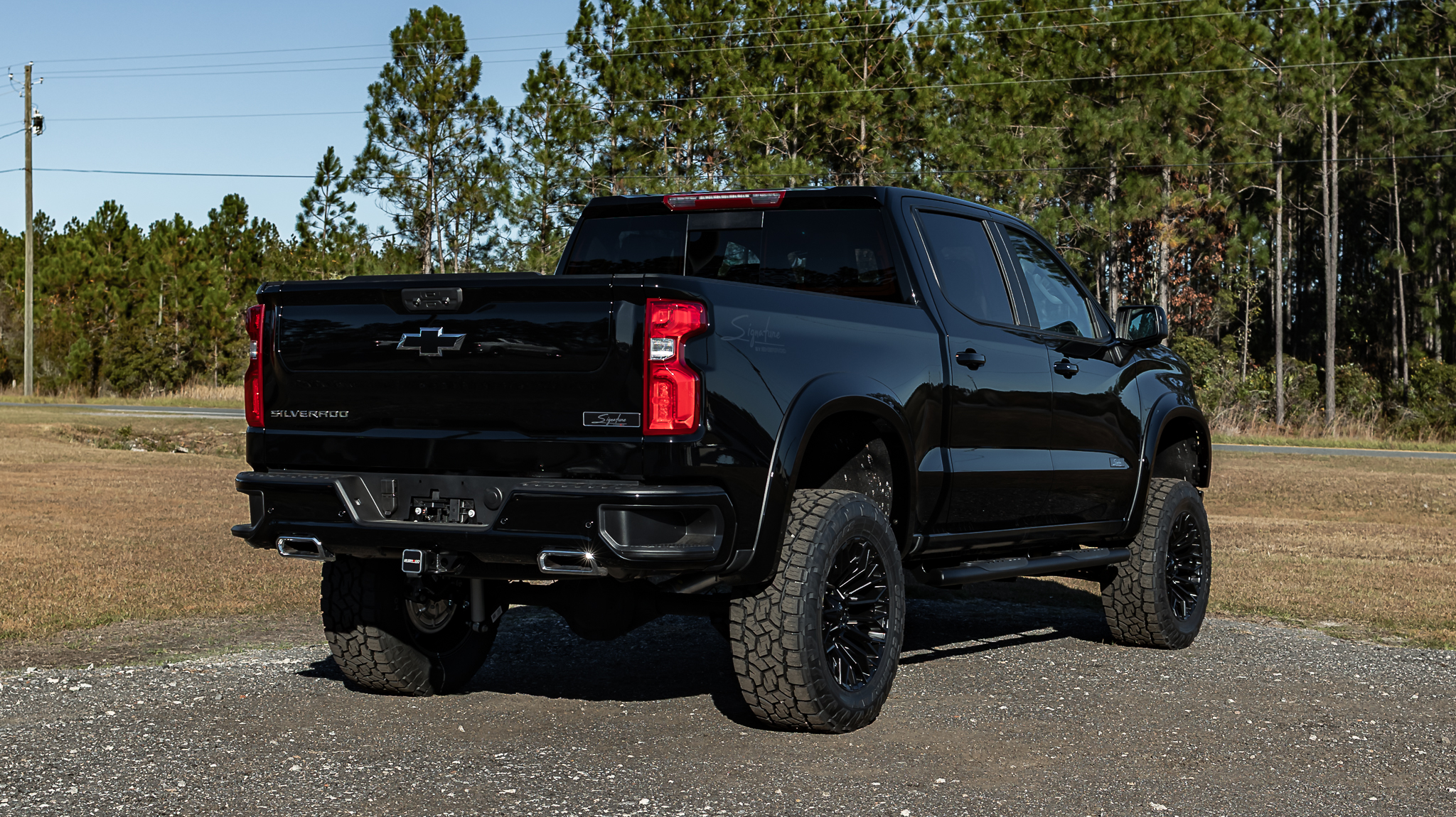 Chevrolet 1500 Signature Black