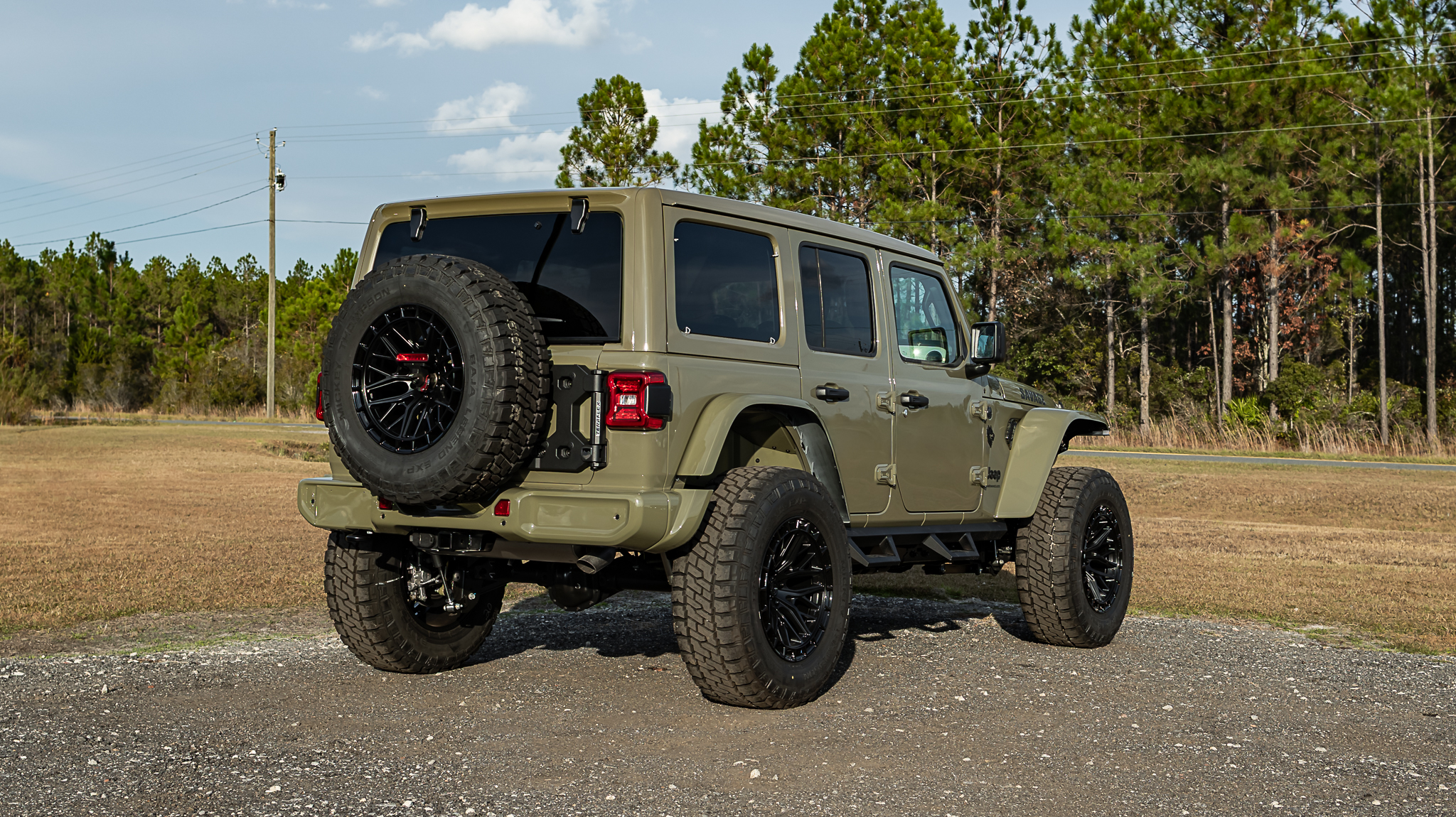 Jeep Wrangler Savage 41 Green