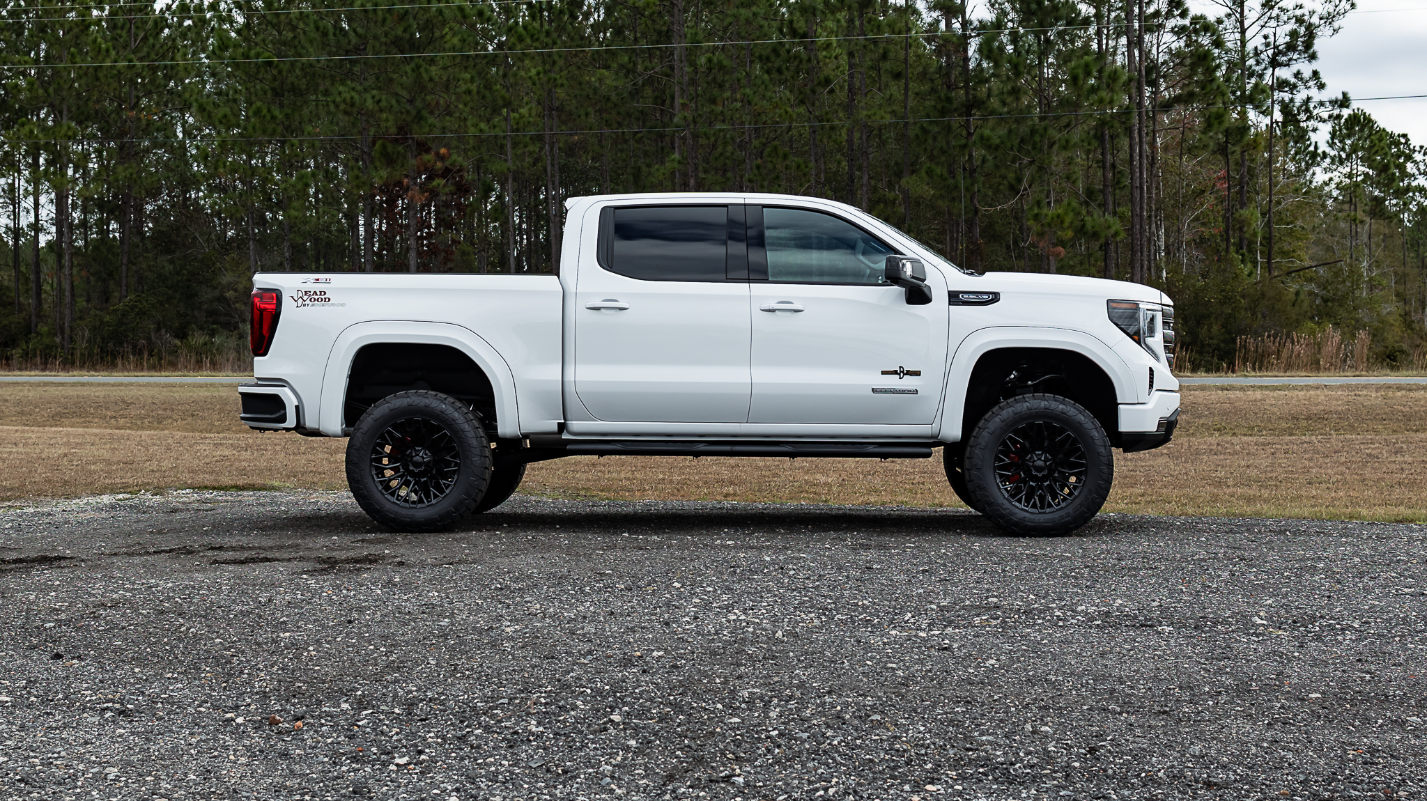 GMC 1500 Deadwood - White
