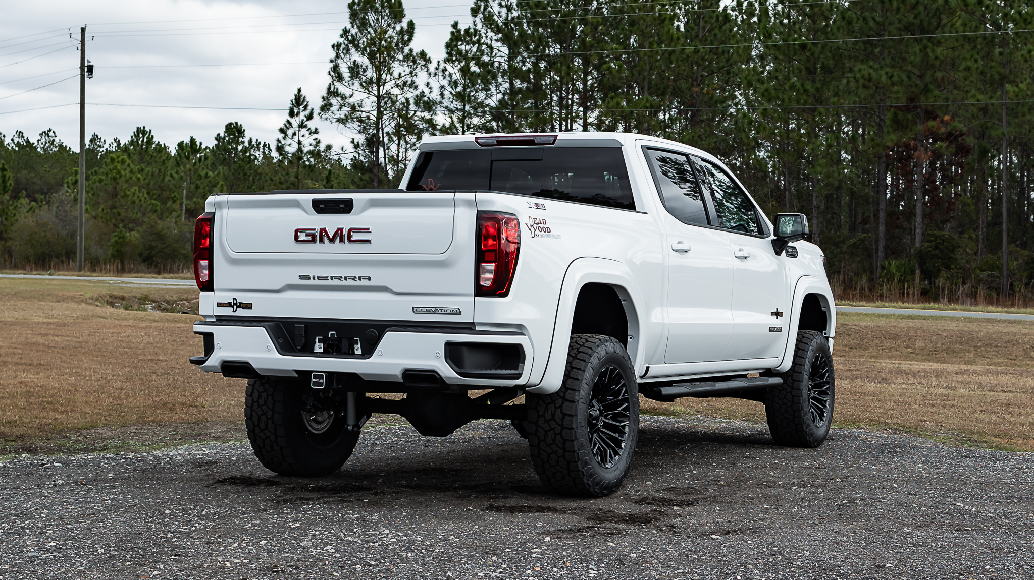 GMC 1500 Deadwood - White