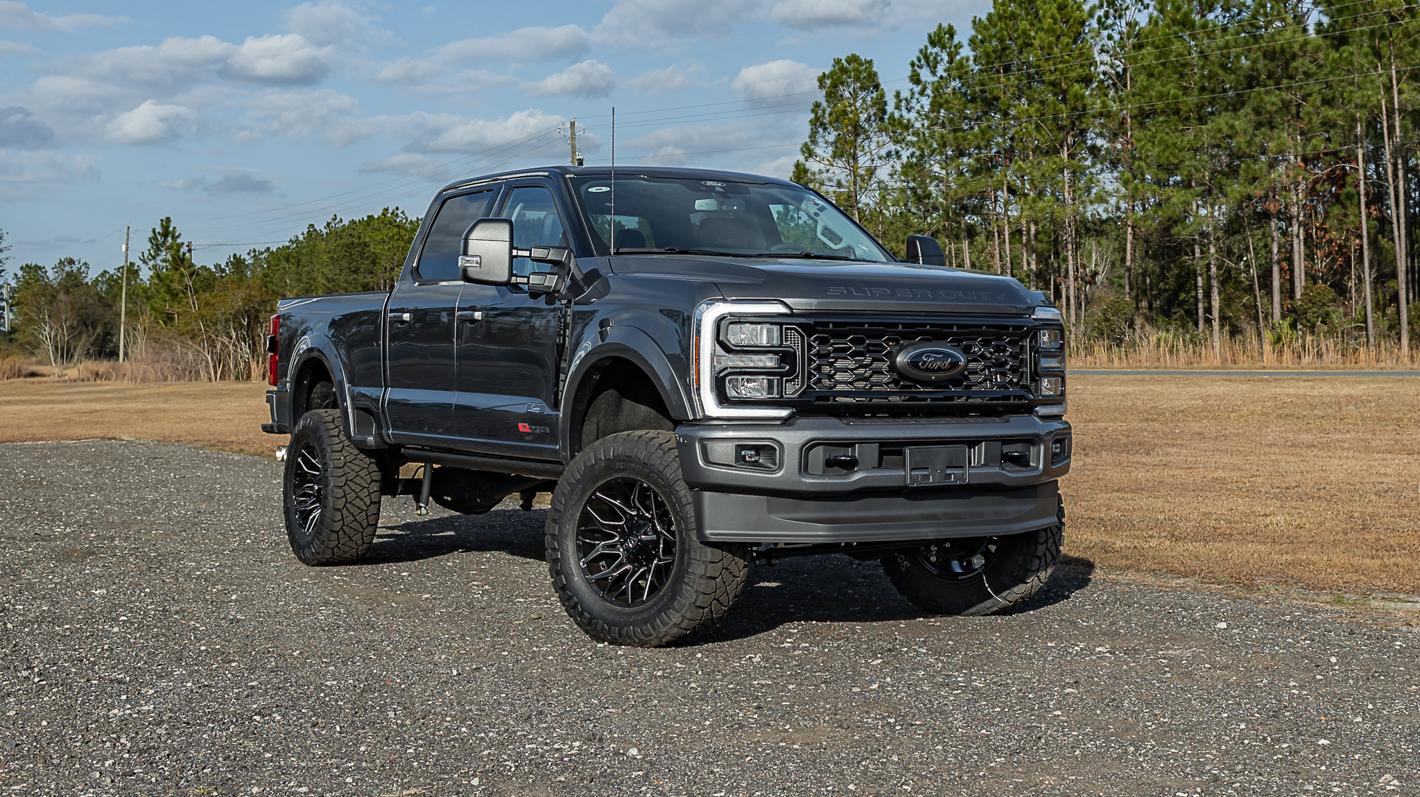 Ford F-250 Signature - Gray