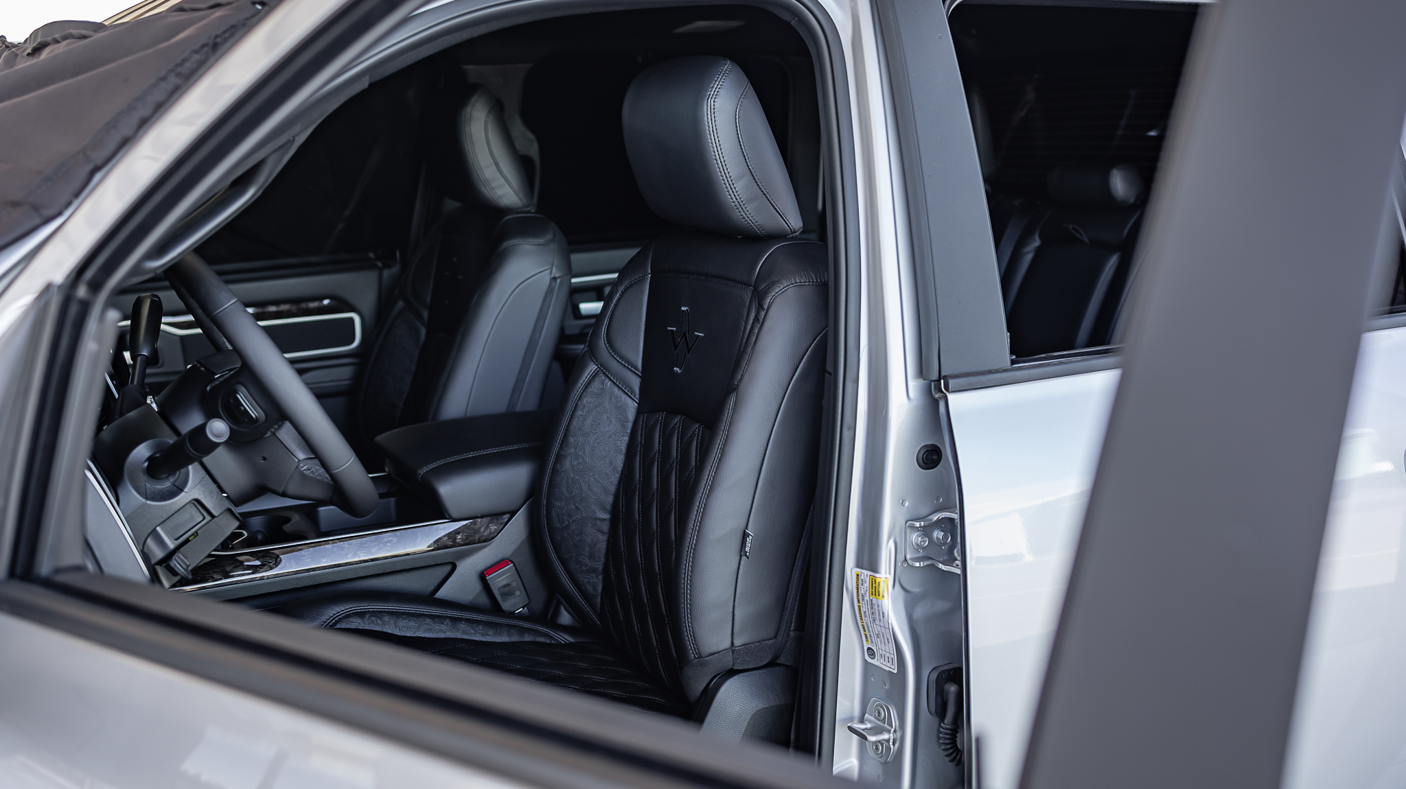 Ram 2500 Deadwood Smoke - Silver