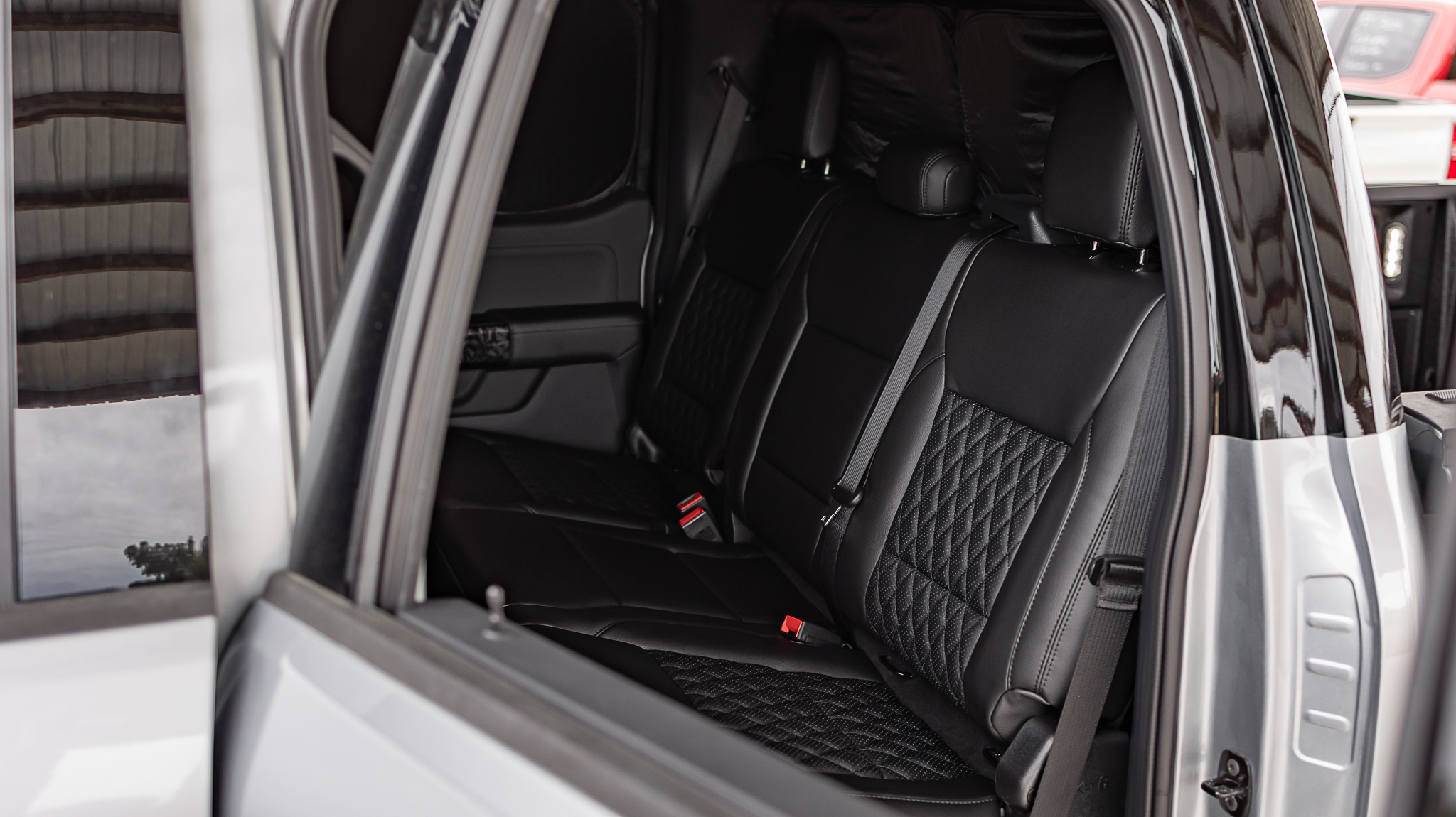 Ford F-150 Eclipse - Iconic Silver