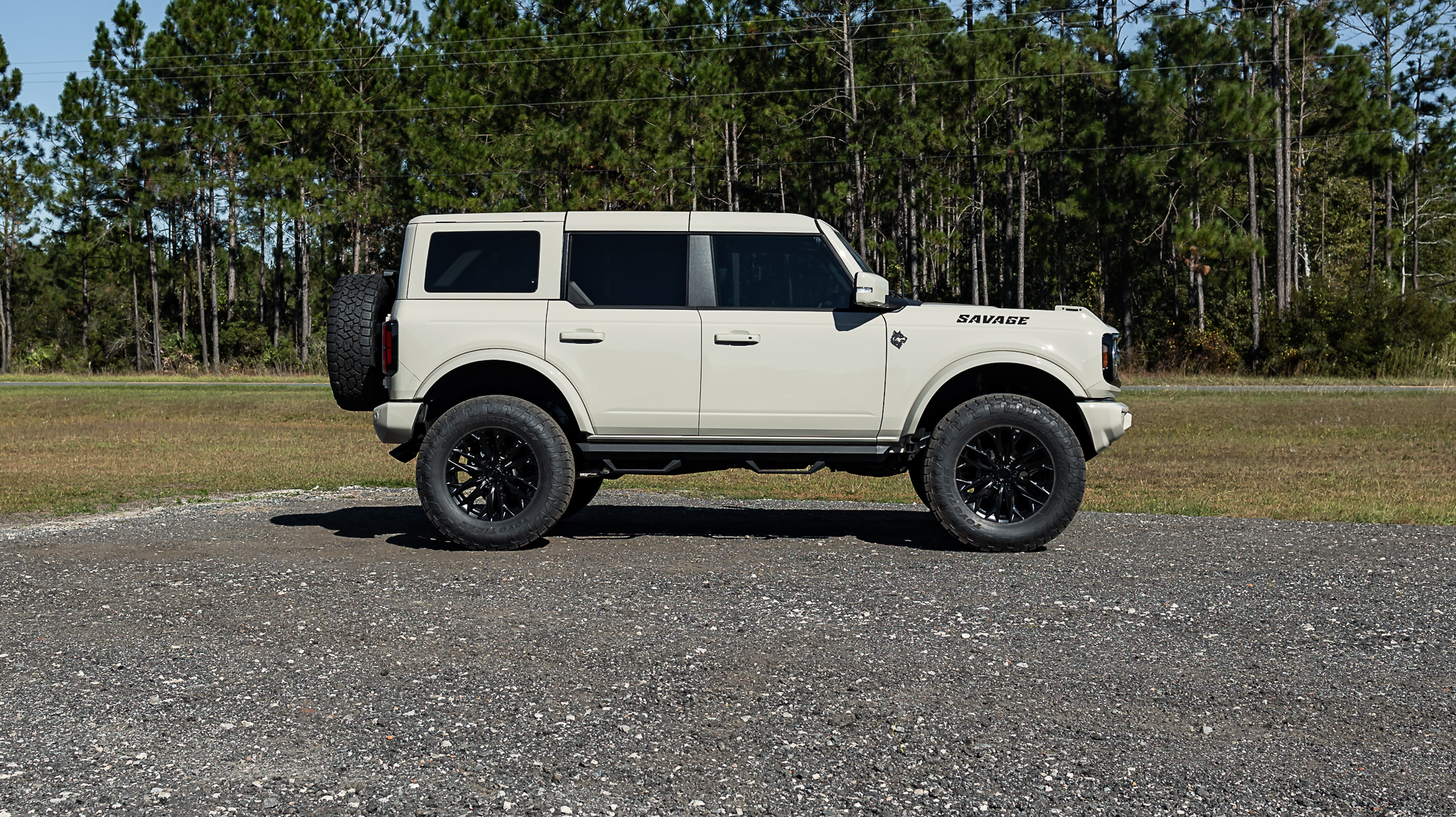 Ford Bronco Savage Desert Sand