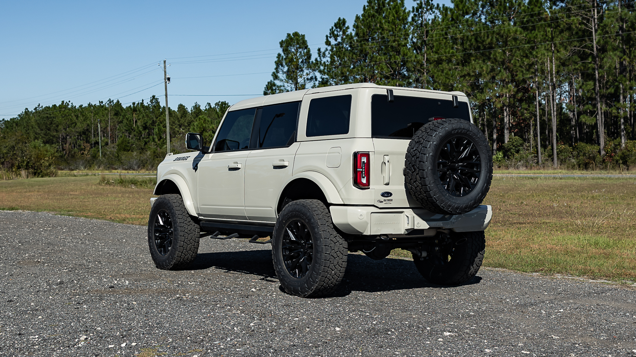 Ford Bronco Savage Desert Sand
