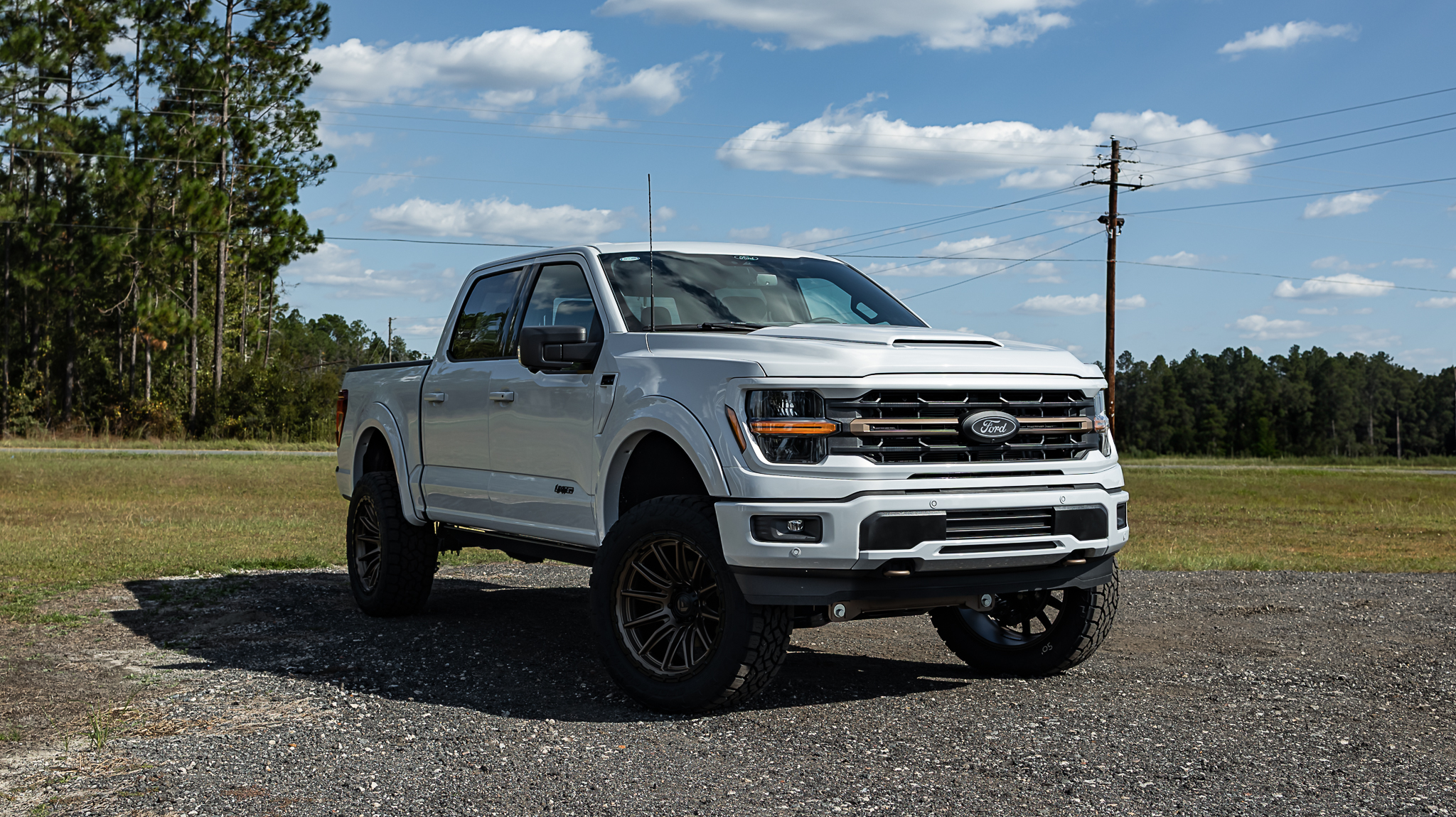 Ford F-150 Limited White