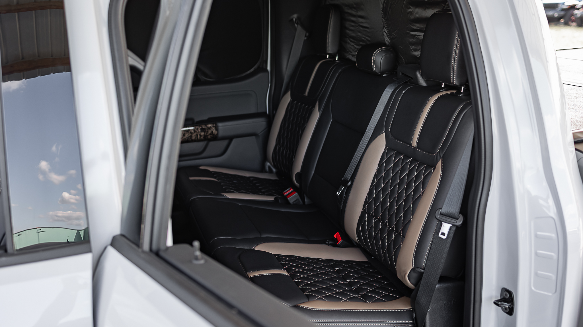 Ford F-150 Limited White
