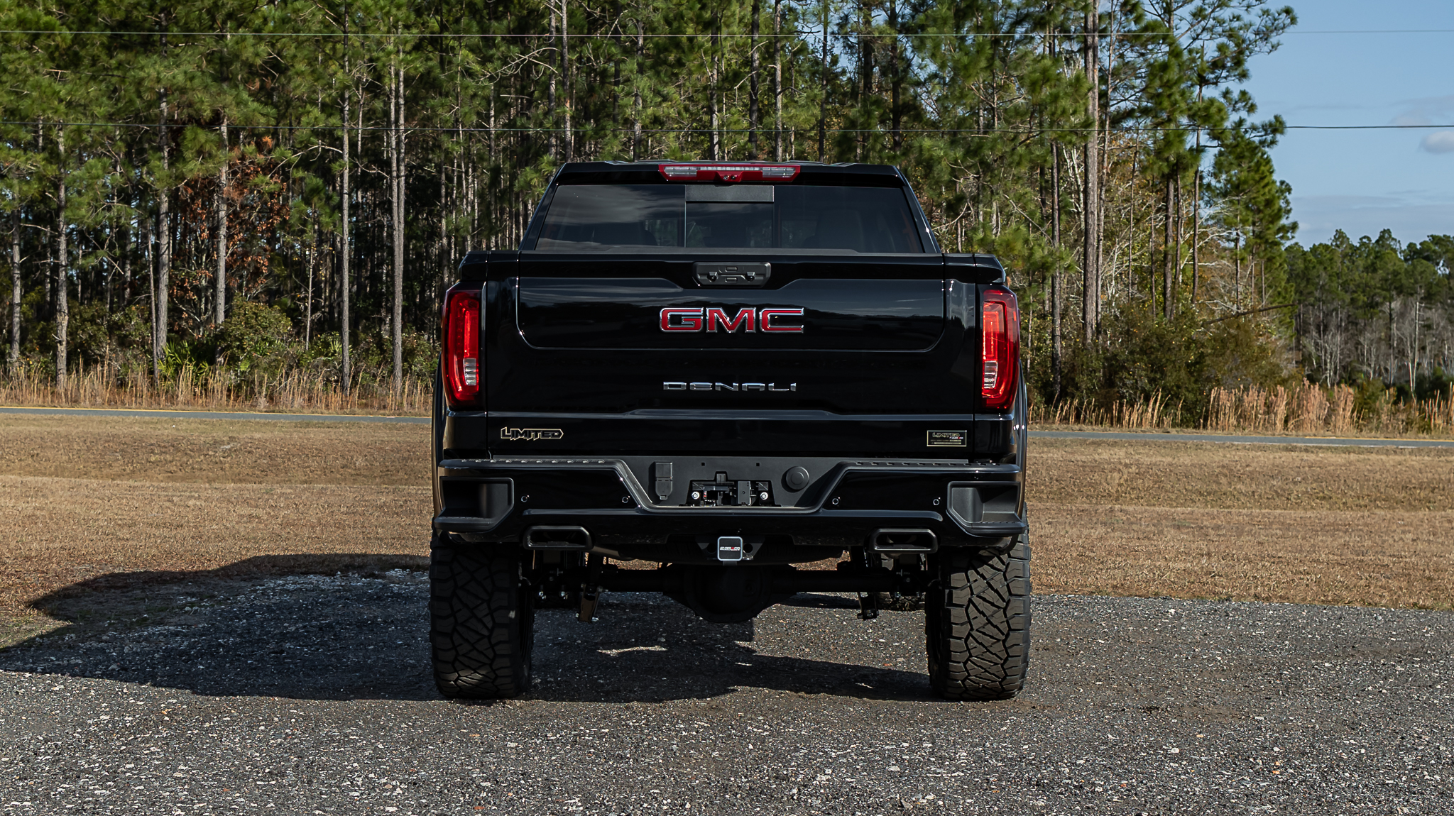 GMC 1500 Limited Black