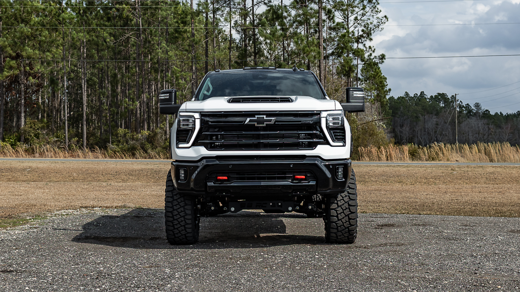 Chevy 2500 Eclipse Summit White