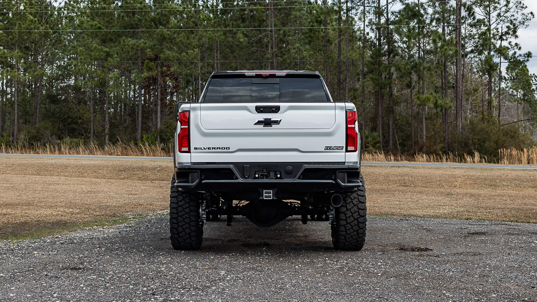 Chevy 2500 Eclipse Summit White