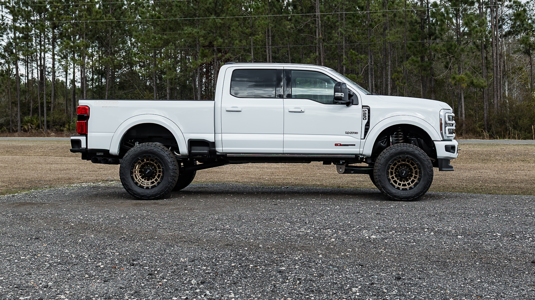 Ford F-250 Limited - Oxford White