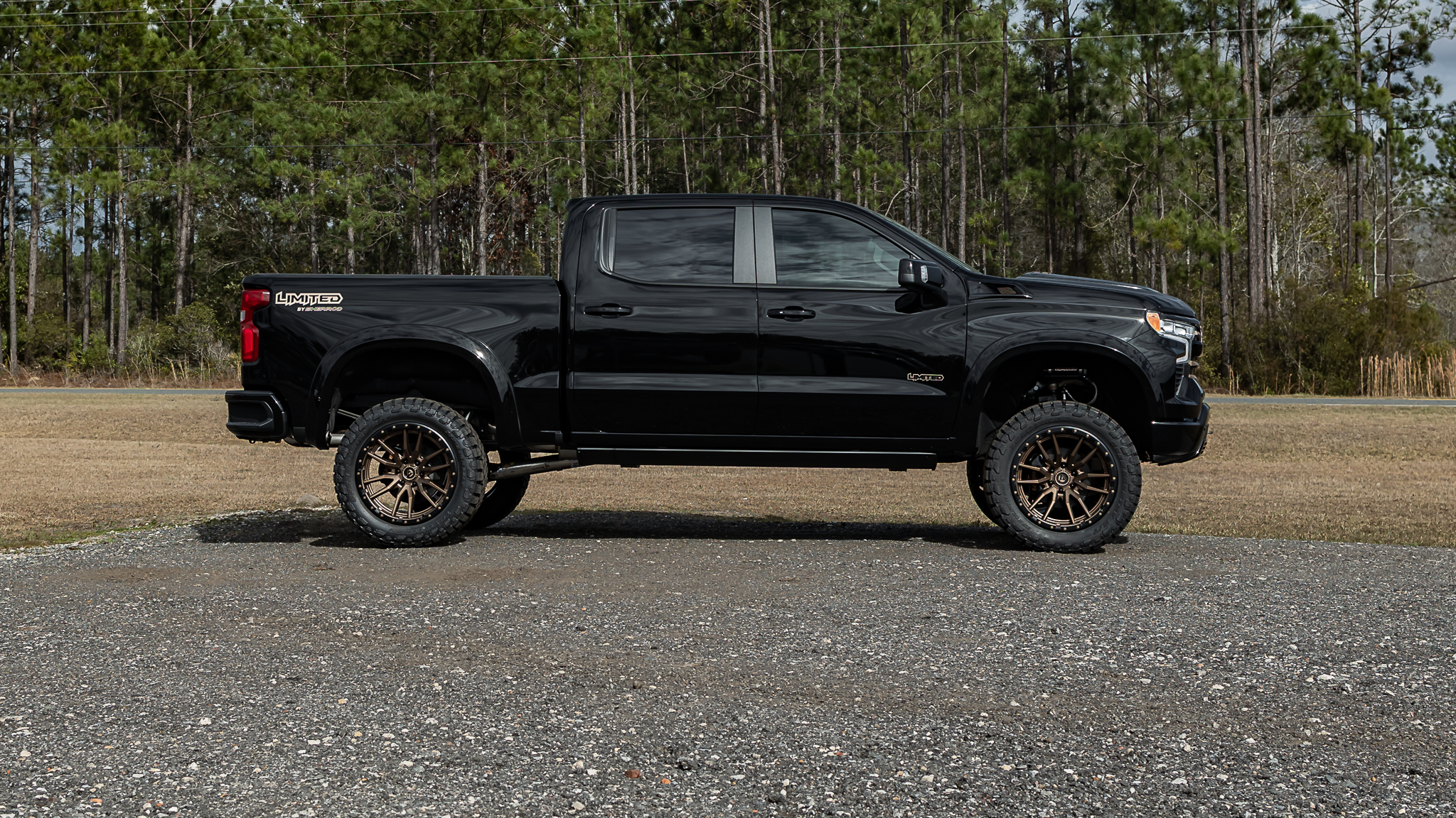Chevy 1500 Limited Gloss Black