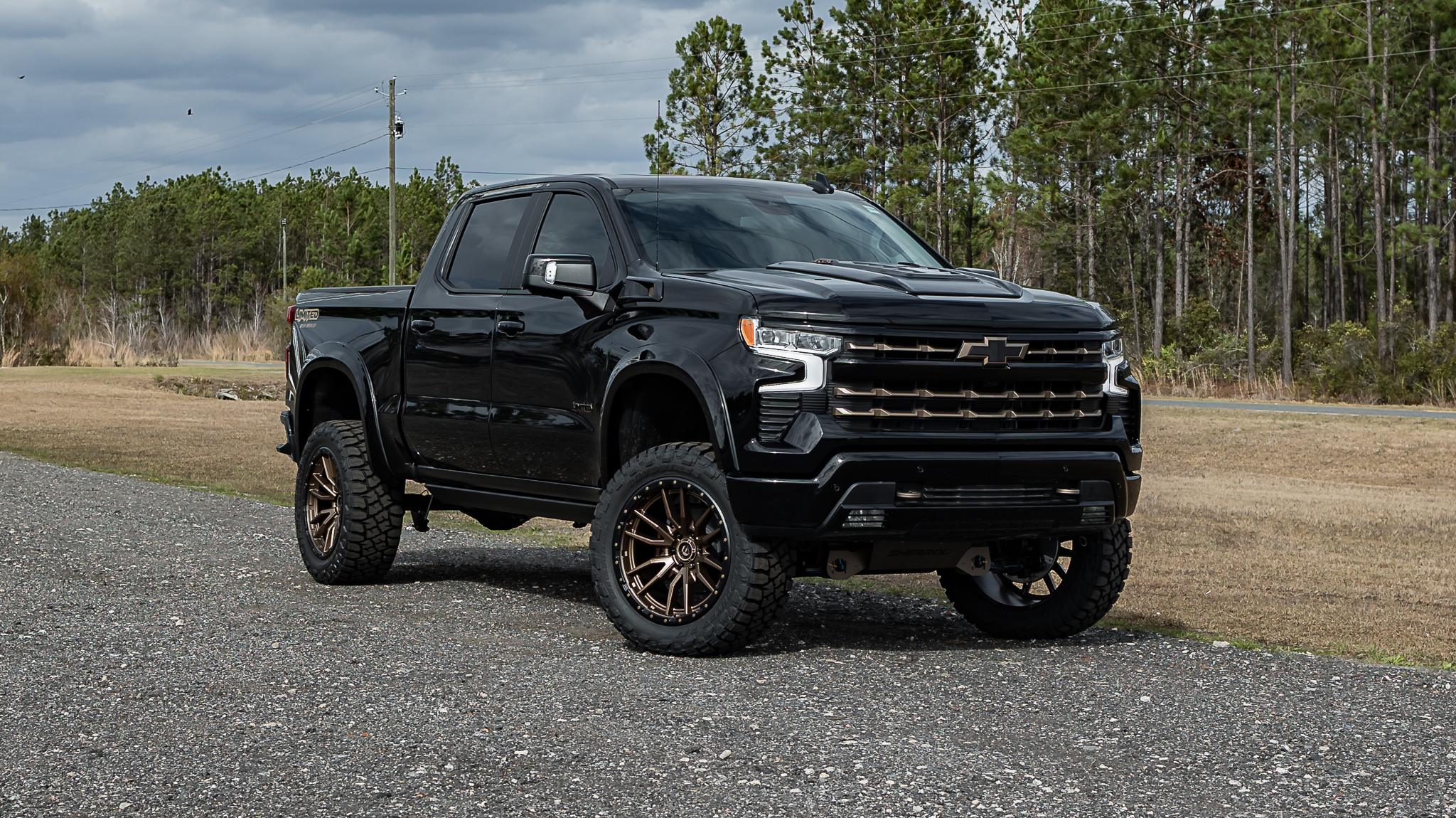 Chevy 1500 Limited Gloss Black