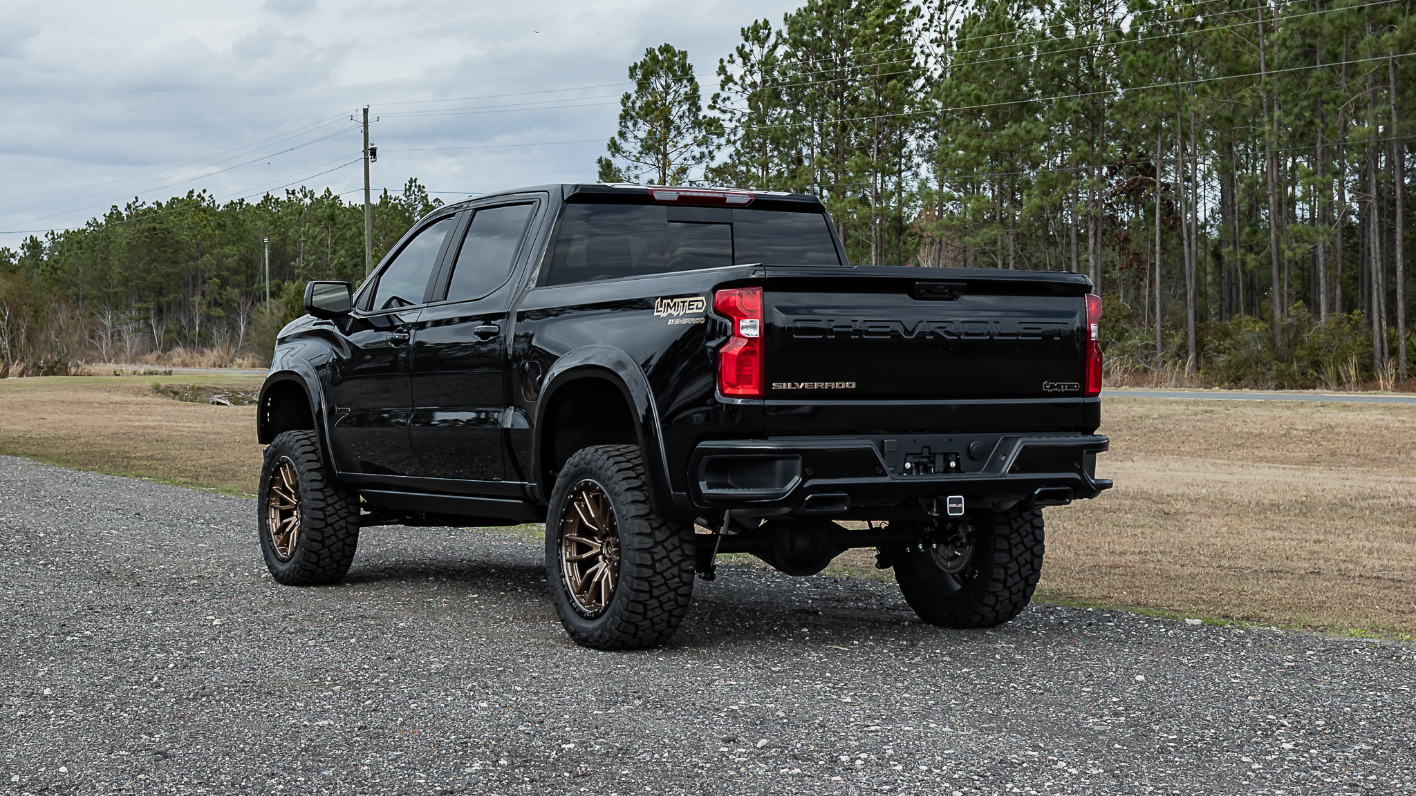 Chevy 1500 Limited Gloss Black