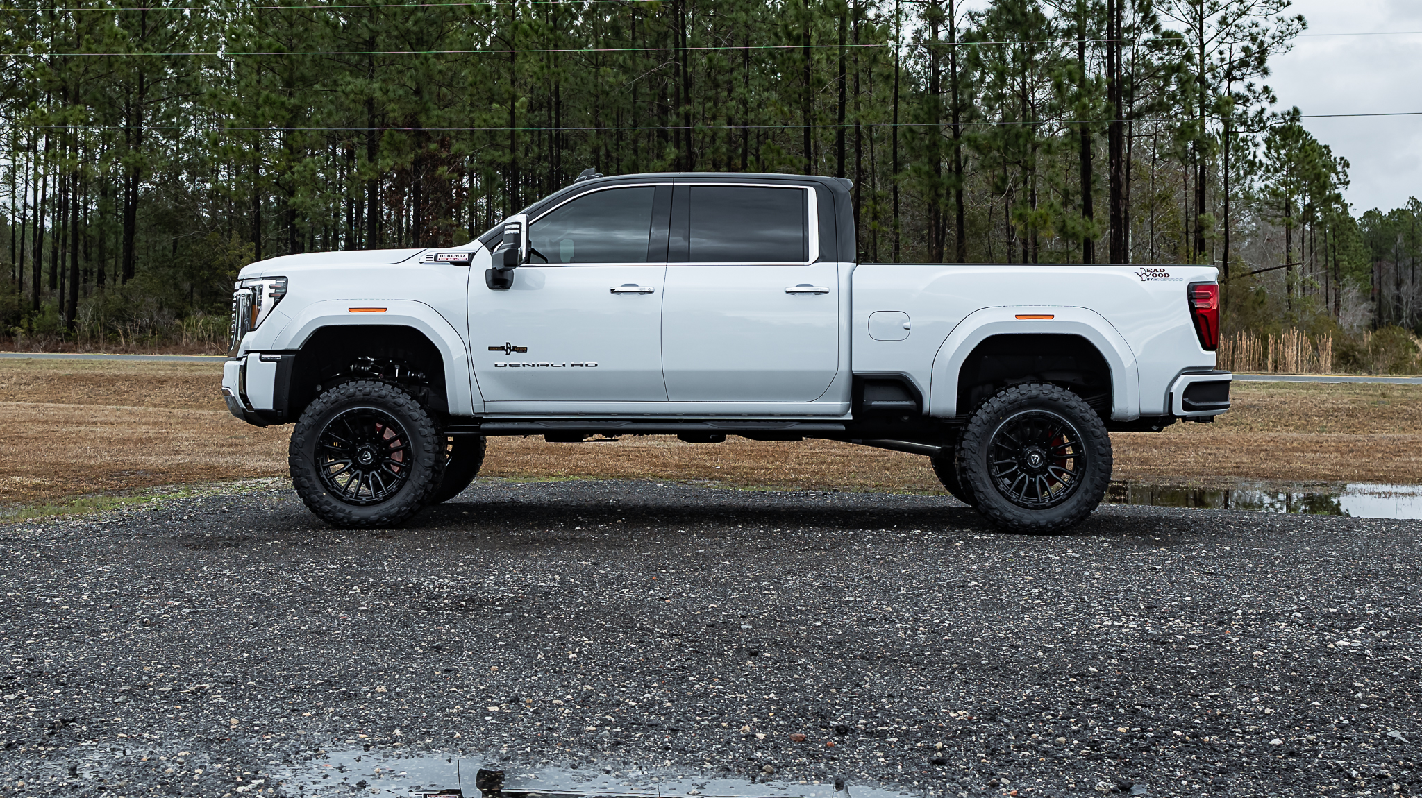 GMC 2500 Deadwood Glacier White Tricoat