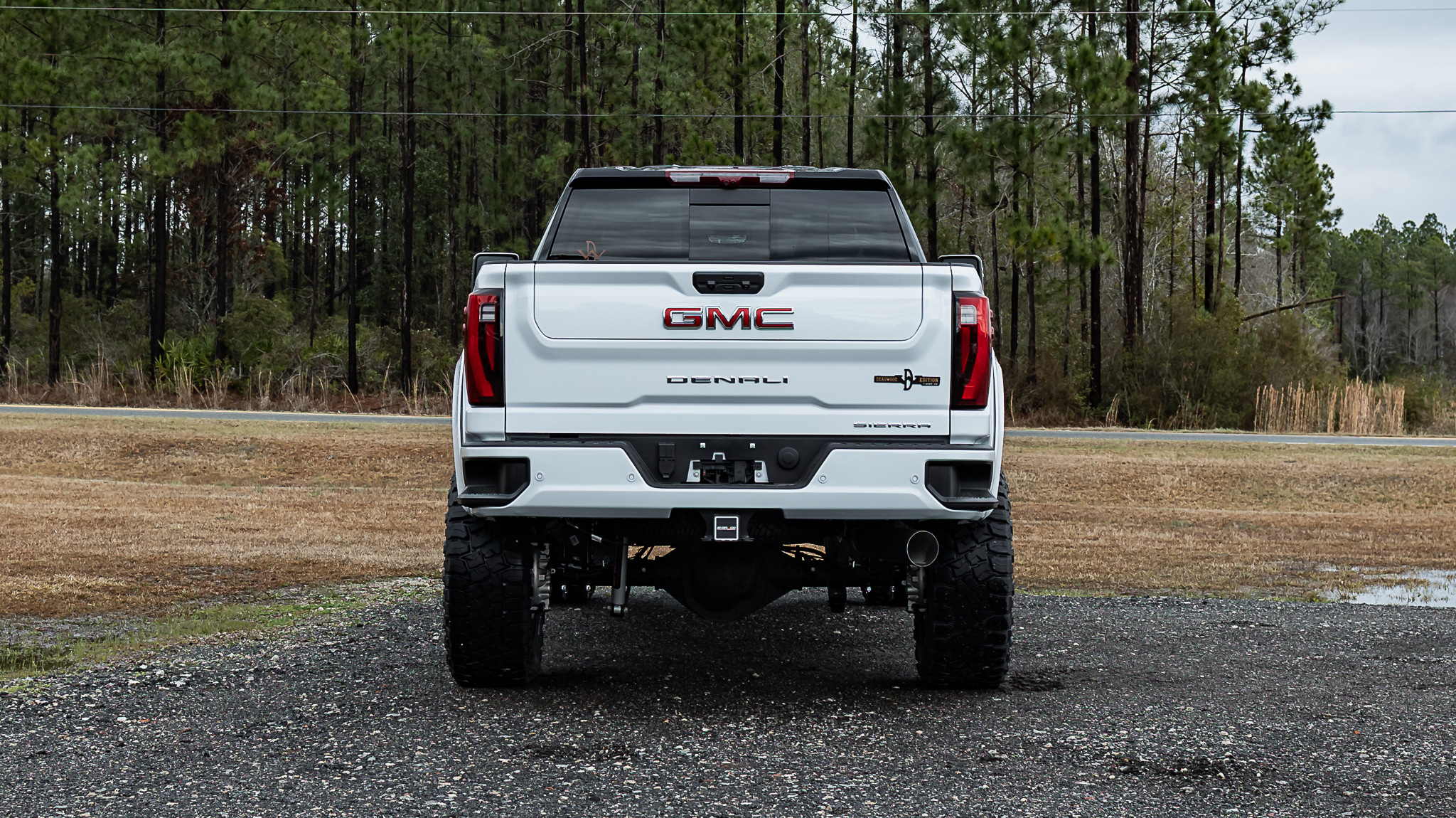 GMC 2500 Deadwood Glacier White Tricoat
