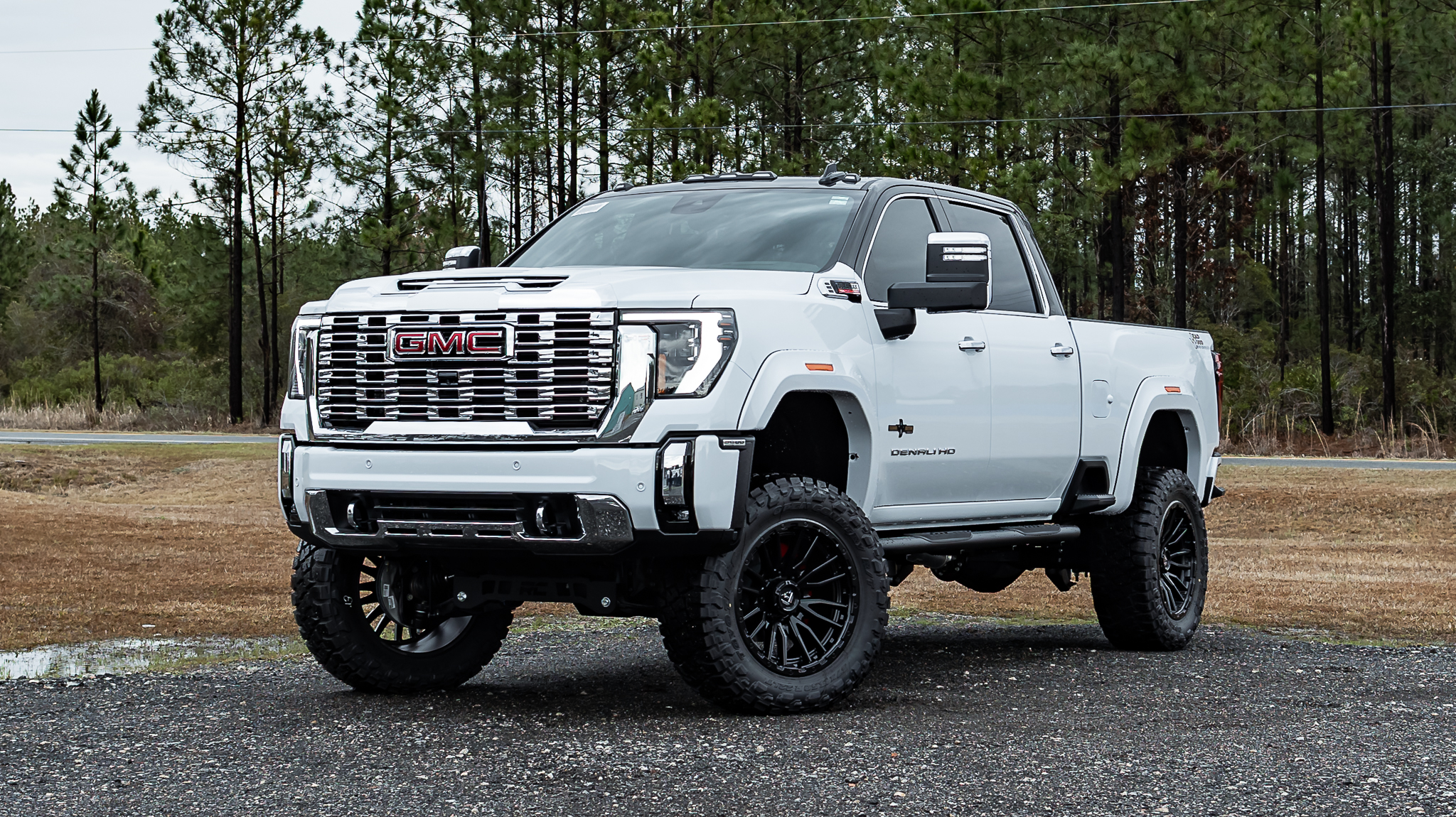 GMC 2500 Deadwood Glacier White Tricoat