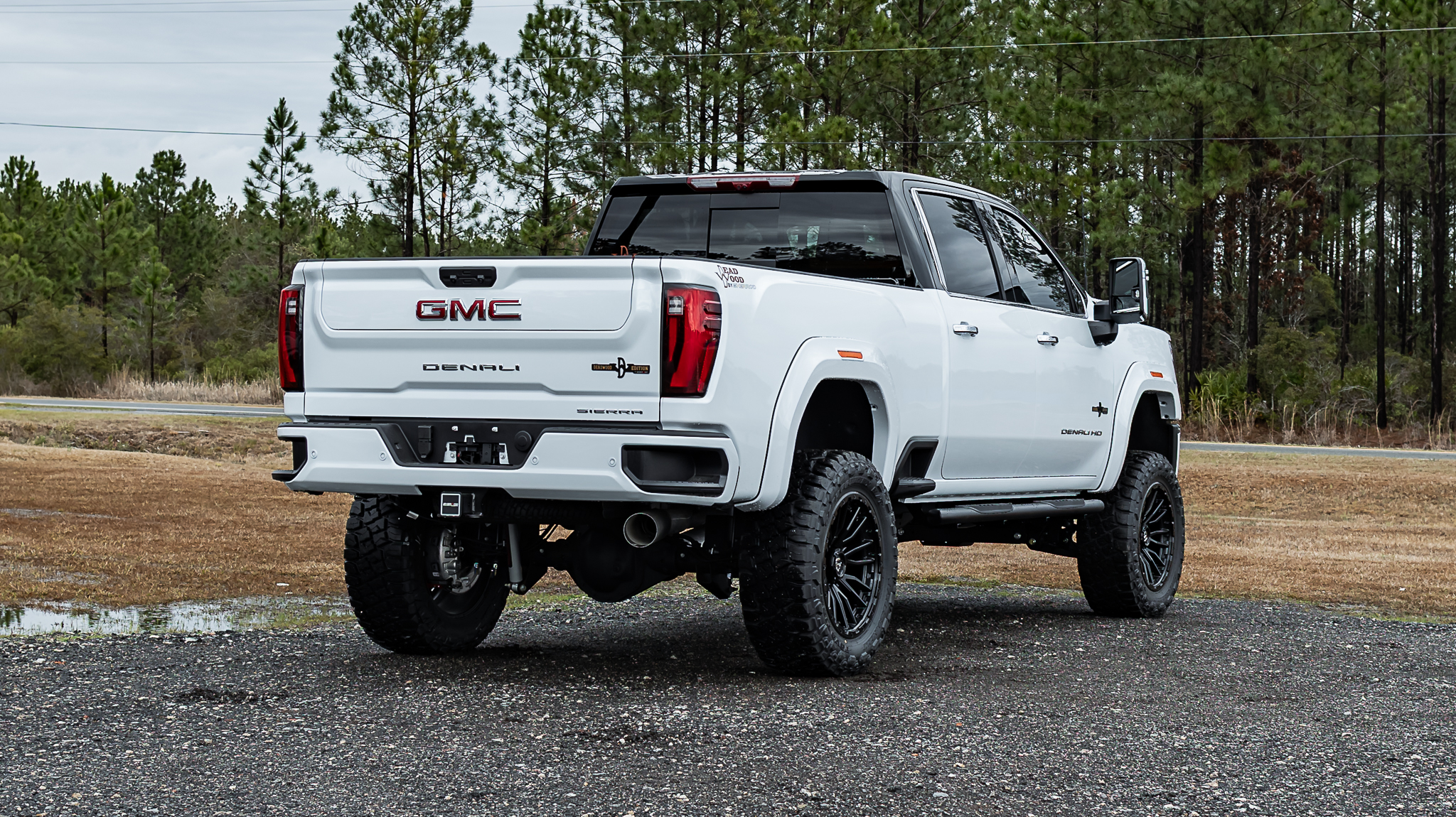 GMC 2500 Deadwood Glacier White Tricoat