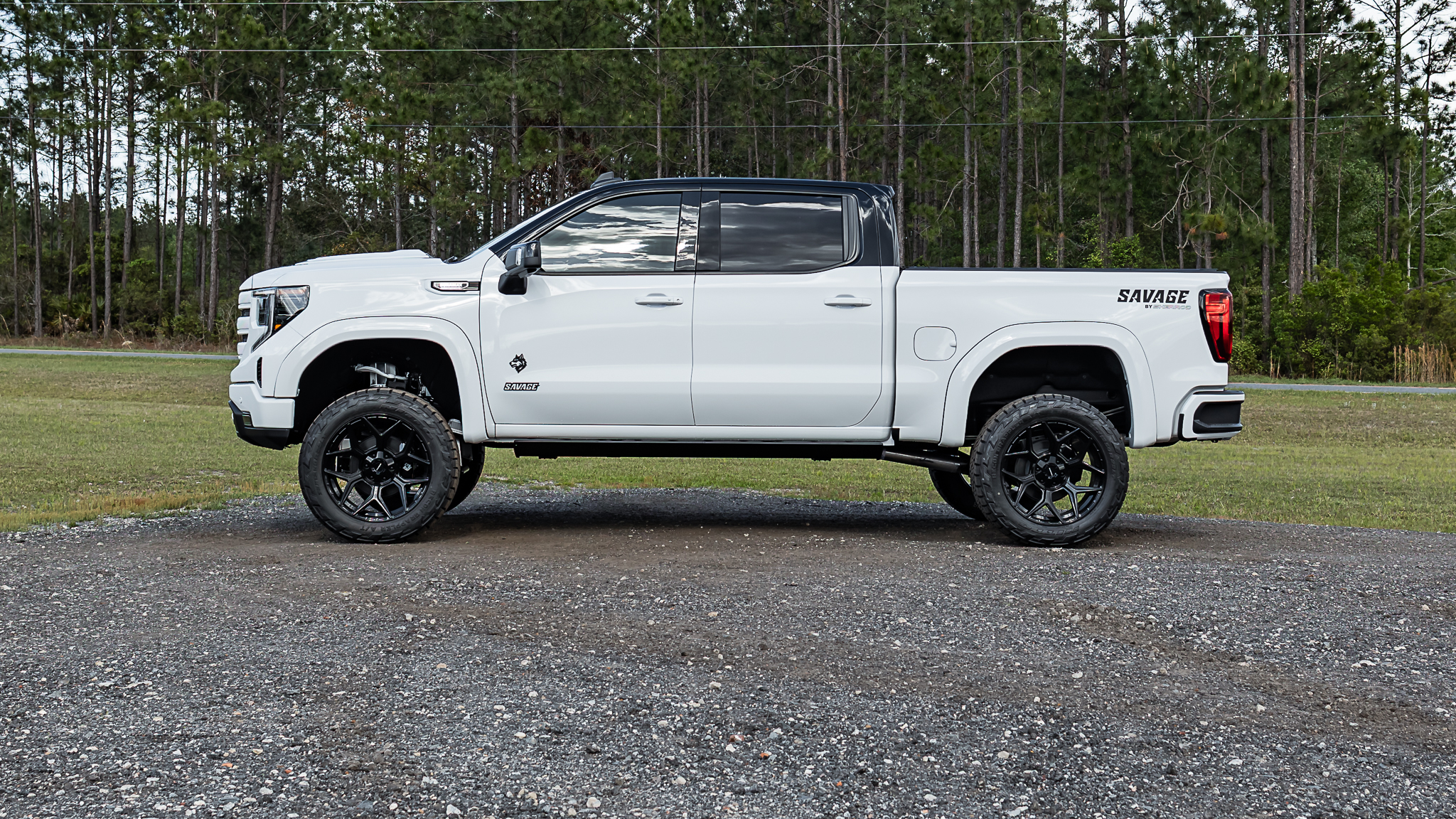 GMC 1500 Savage Summit White