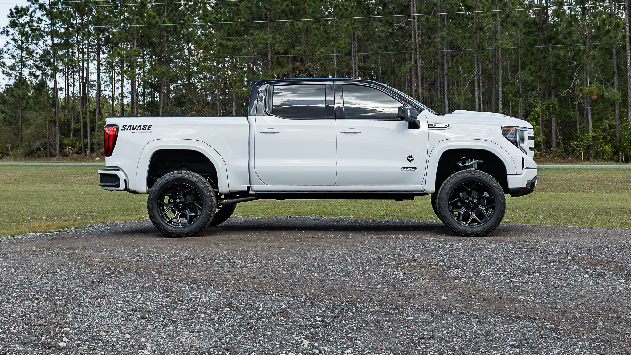 GMC 1500 Savage Summit White