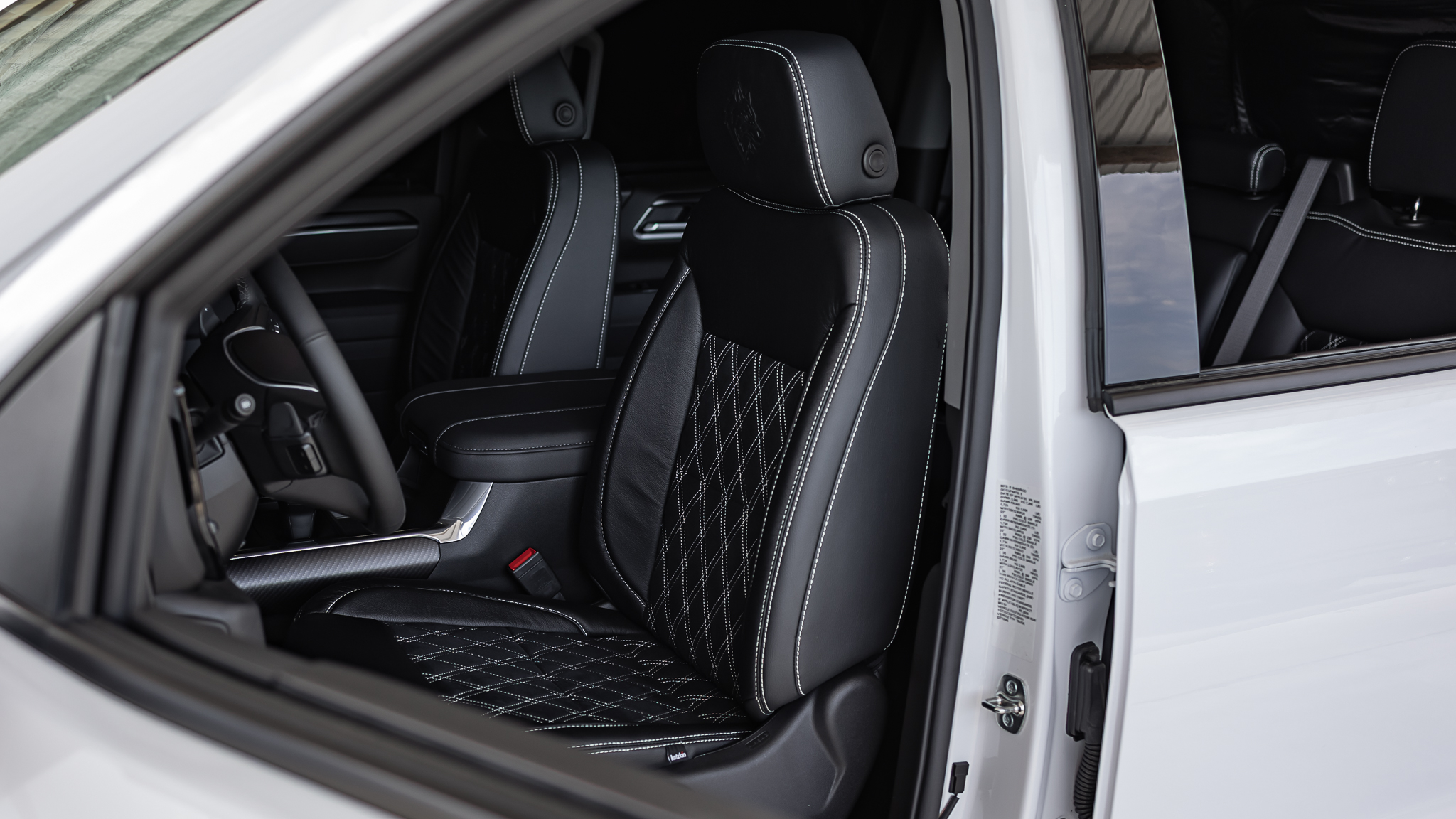 GMC 1500 Savage  Summit White