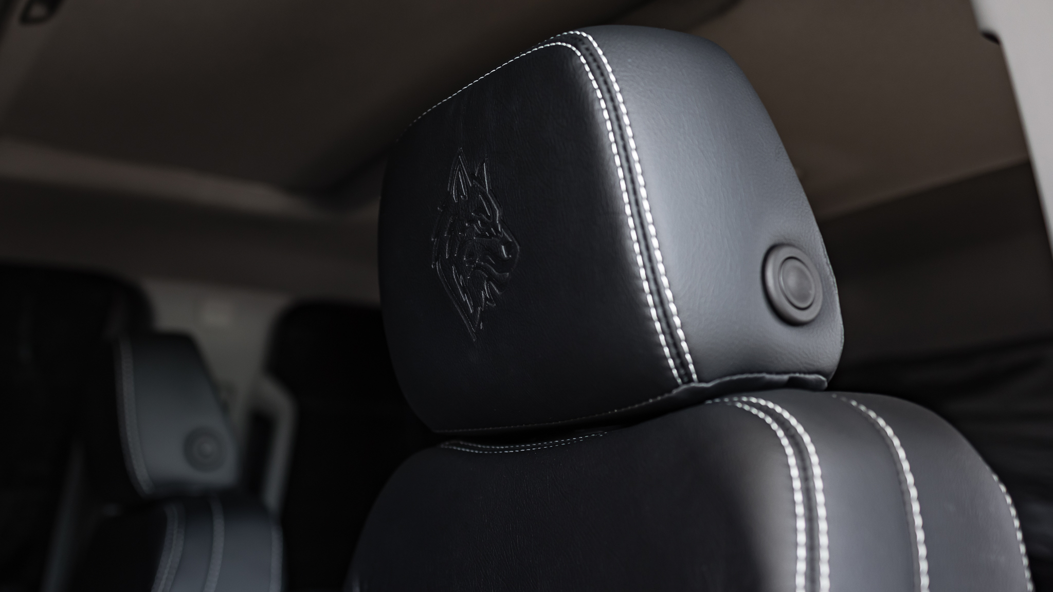 GMC 1500 Savage  Summit White