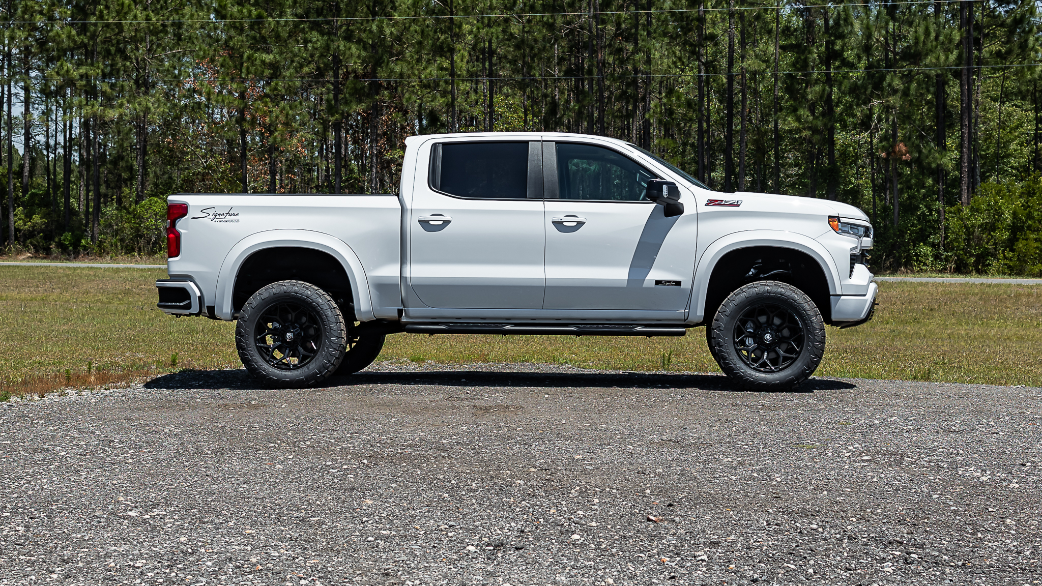 Chevy 1500 Signature Summit White
